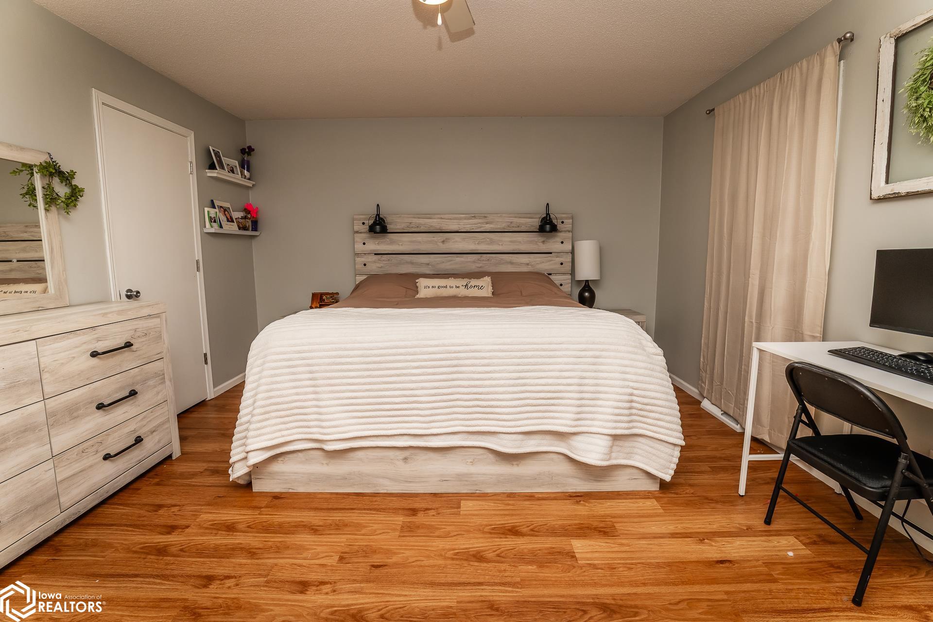 1309 Emerald Drive, Marshalltown, Iowa image 23