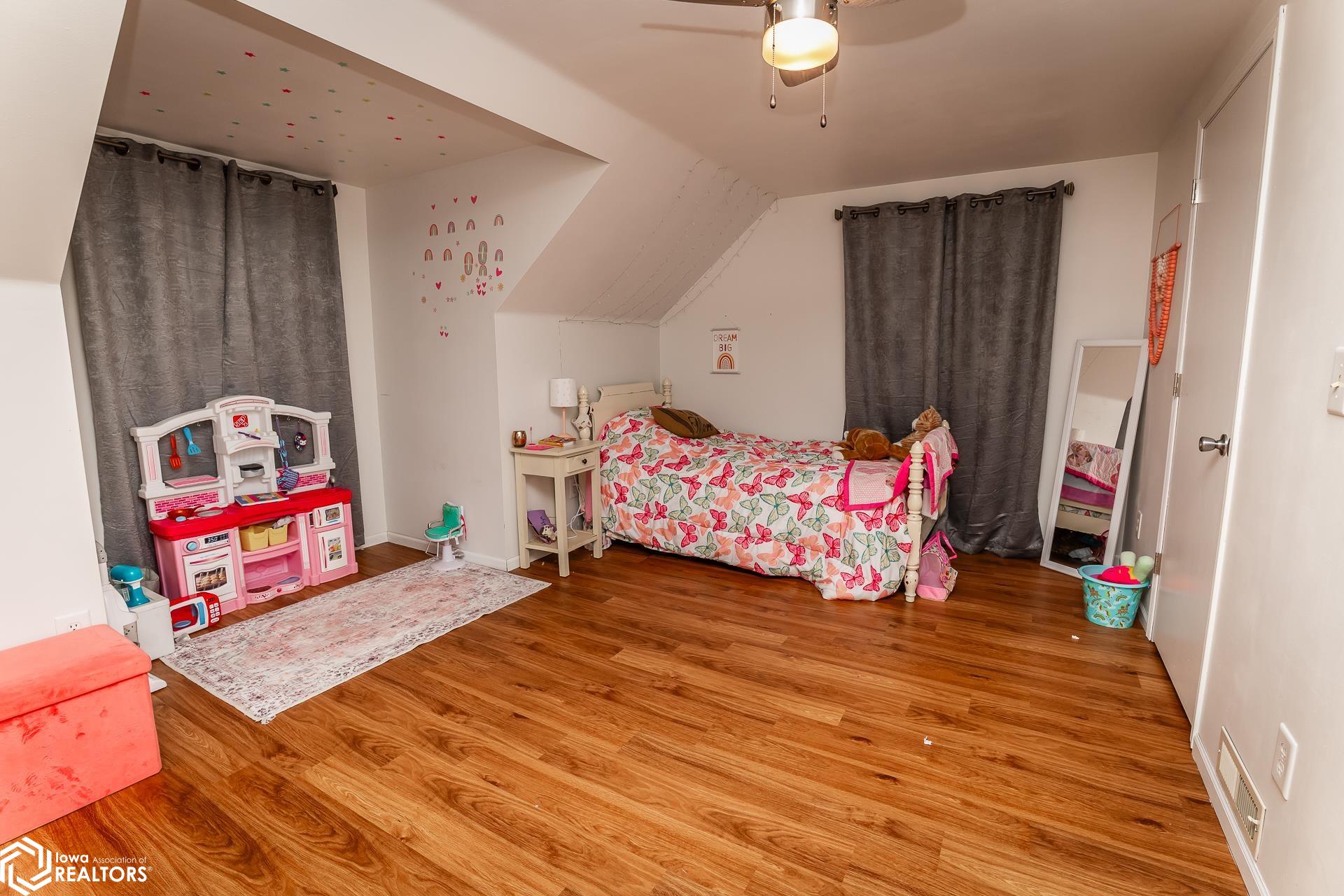 1309 Emerald Drive, Marshalltown, Iowa image 30