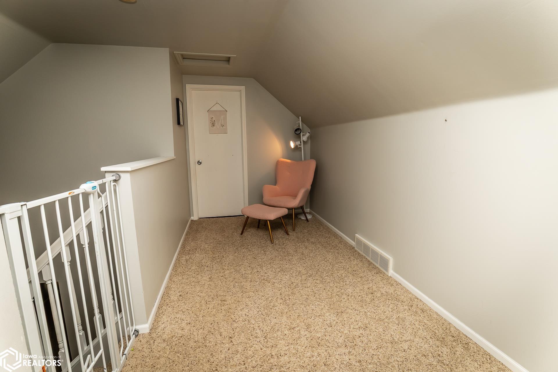 1309 Emerald Drive, Marshalltown, Iowa image 32