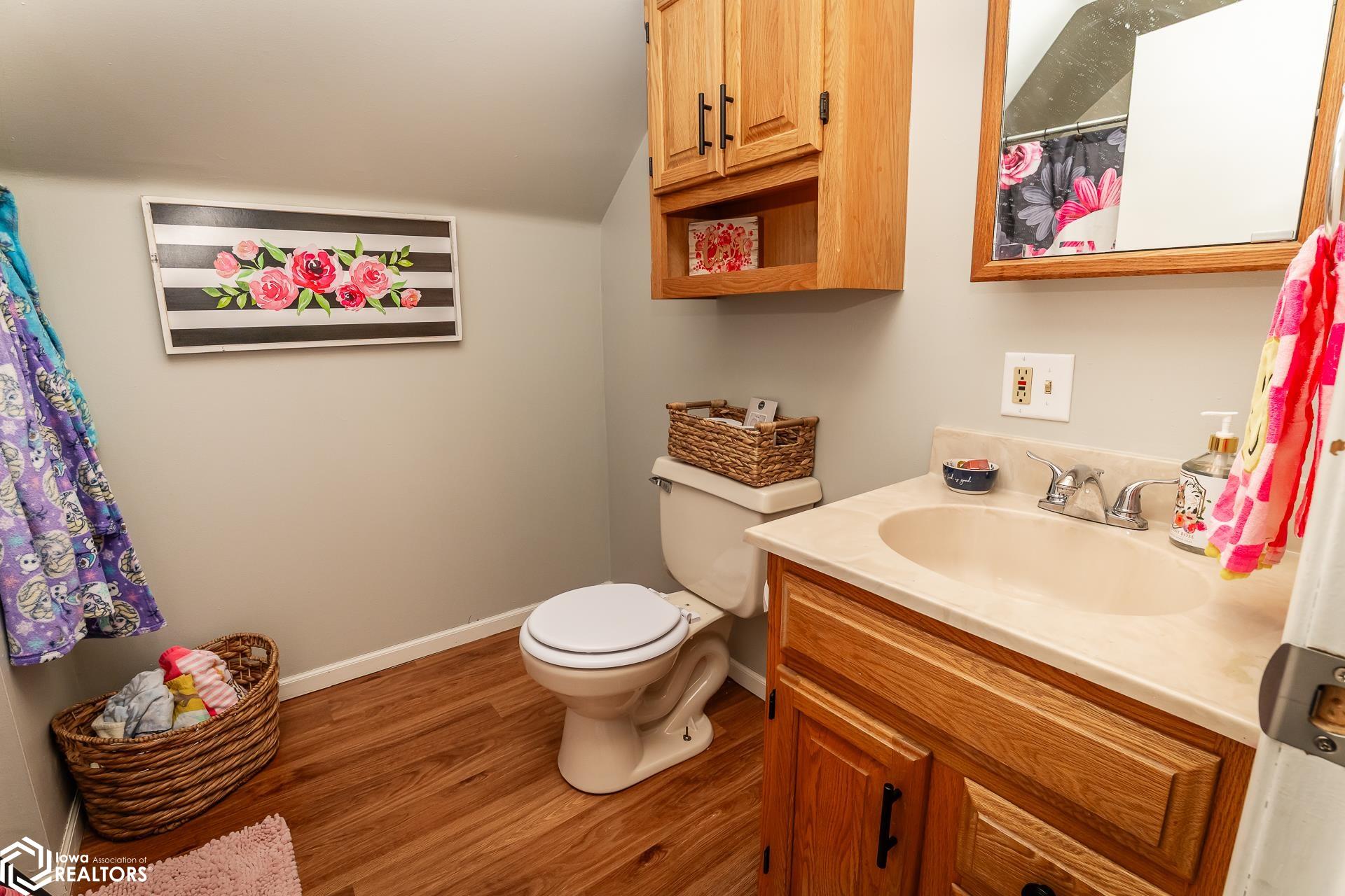 1309 Emerald Drive, Marshalltown, Iowa image 34