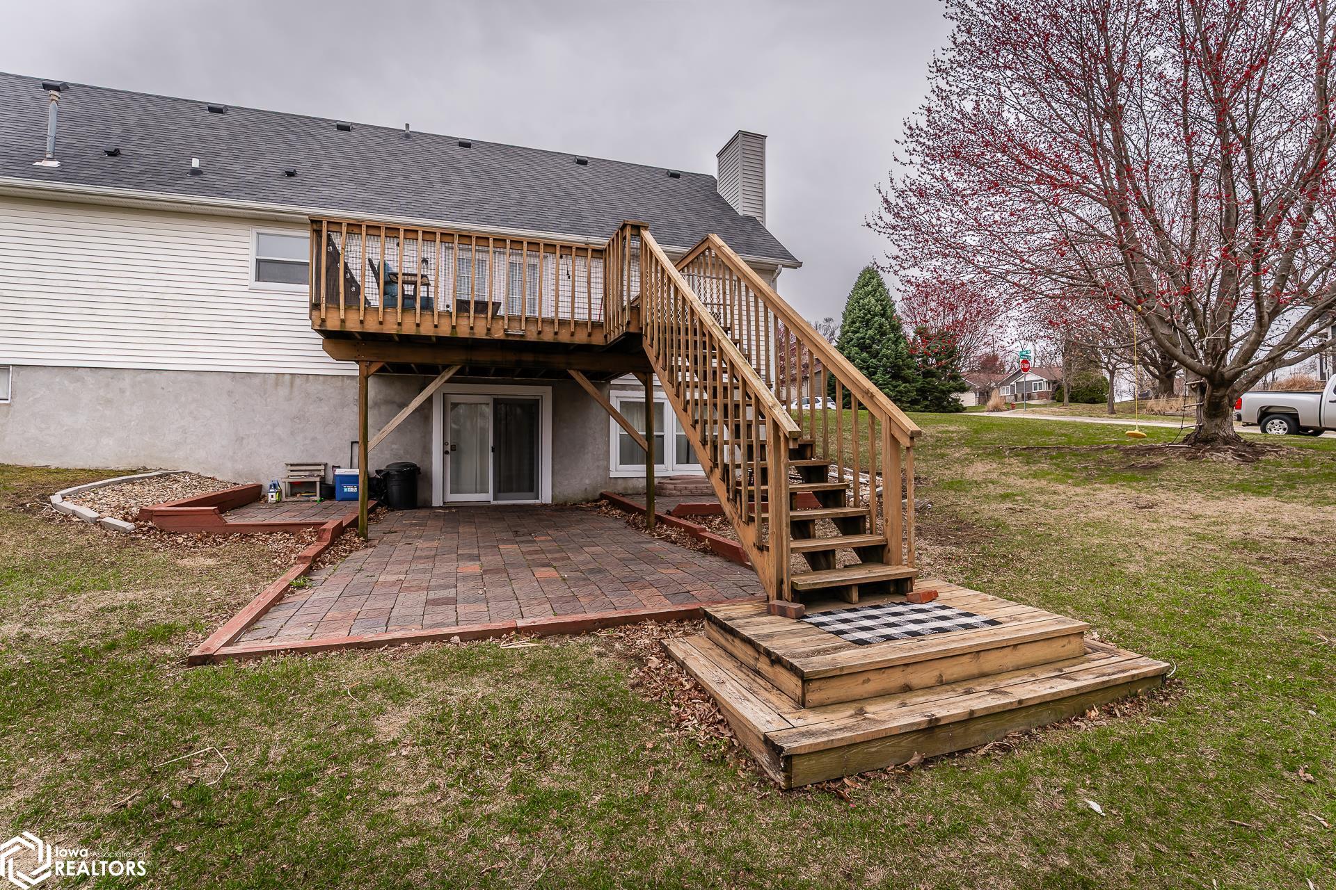 1309 Emerald Drive, Marshalltown, Iowa image 6