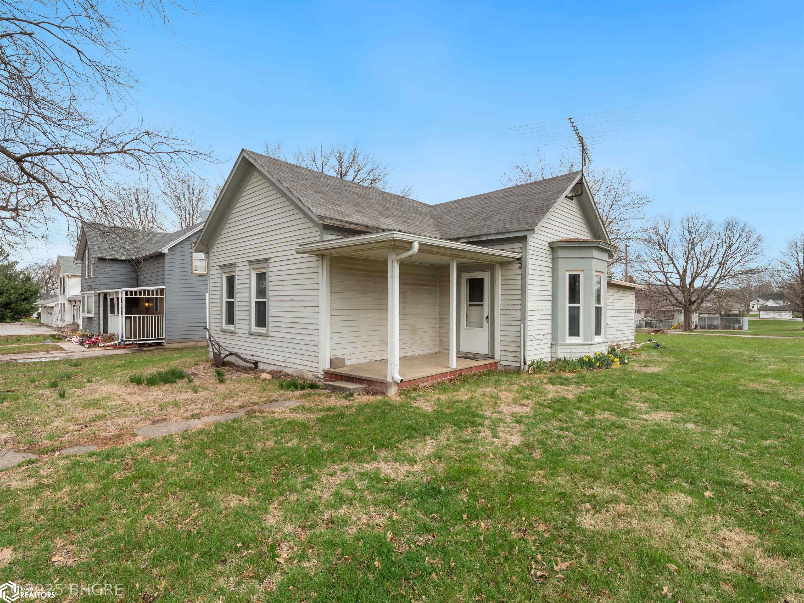 503 N Gaines Street, Stuart, Iowa image 1