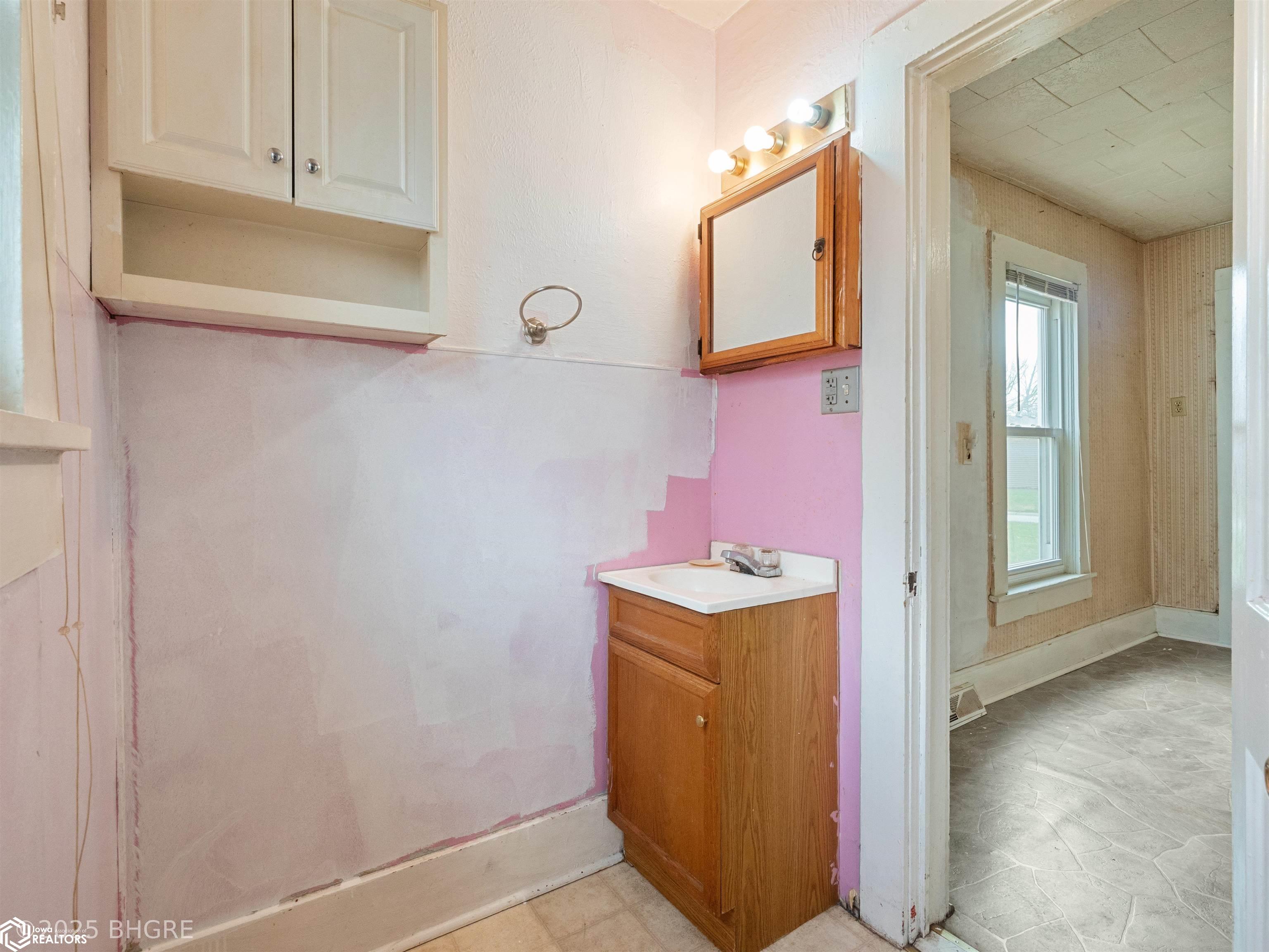 503 N Gaines Street, Stuart, Iowa image 21
