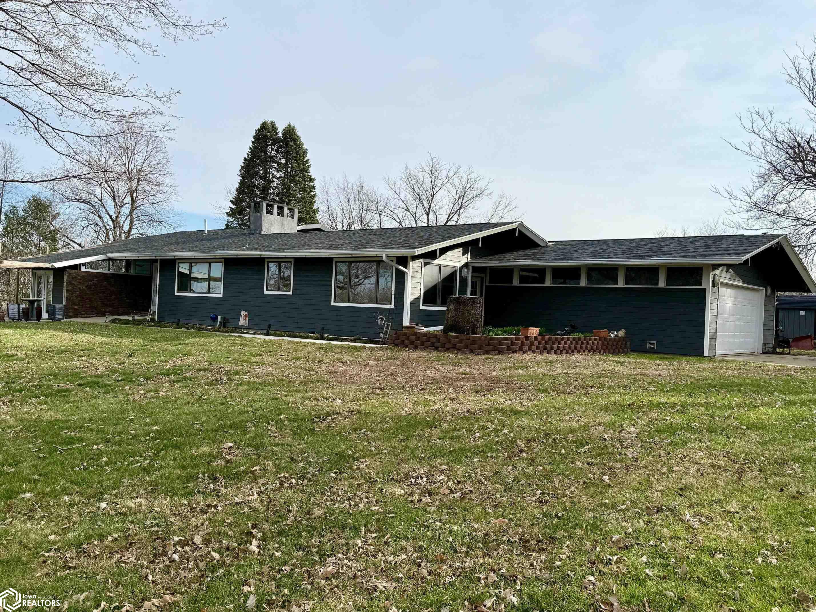 1604 Sunnyside Lane, Atlantic, Iowa image 1