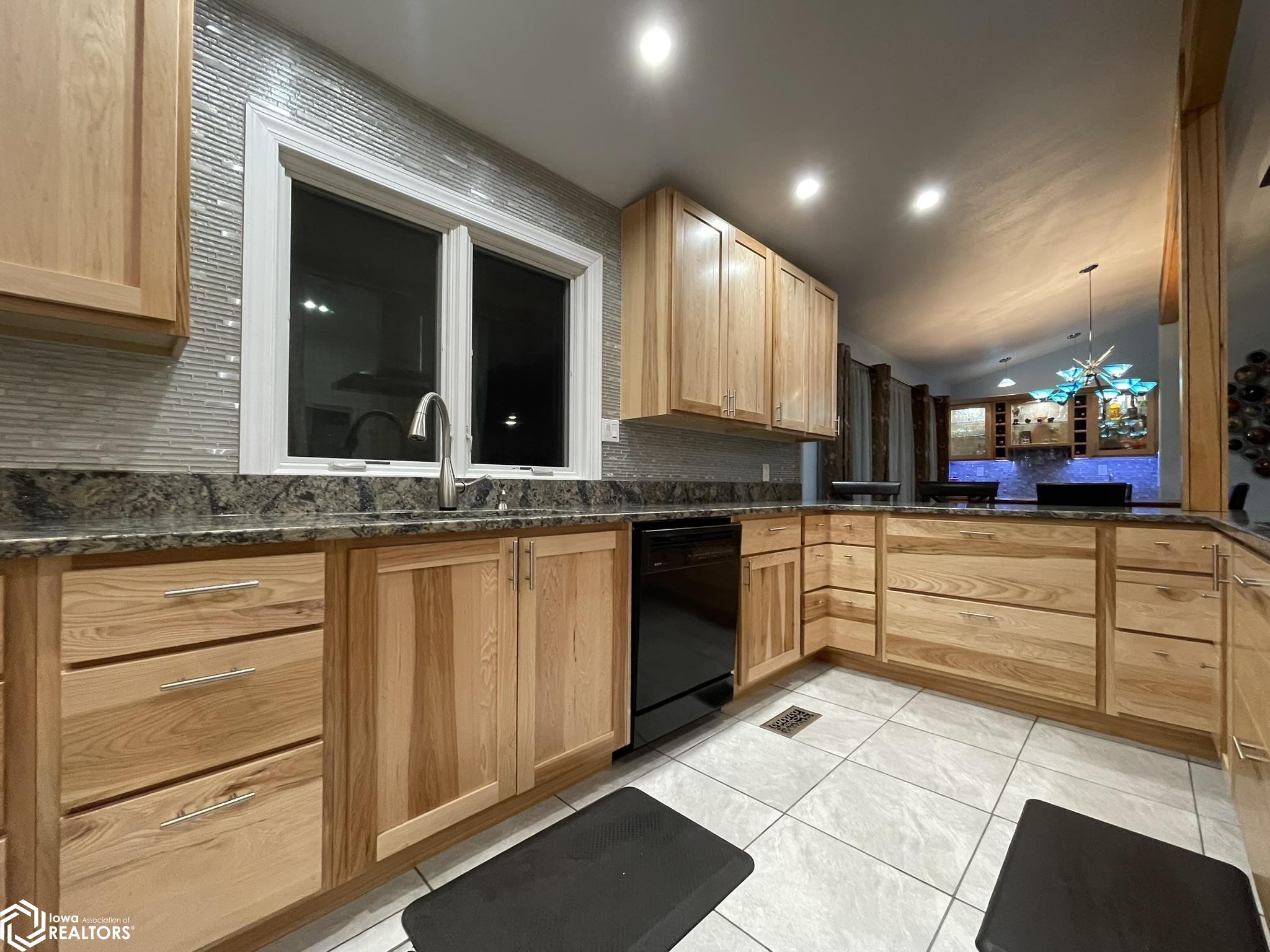 1604 Sunnyside Lane, Atlantic, Iowa image 26