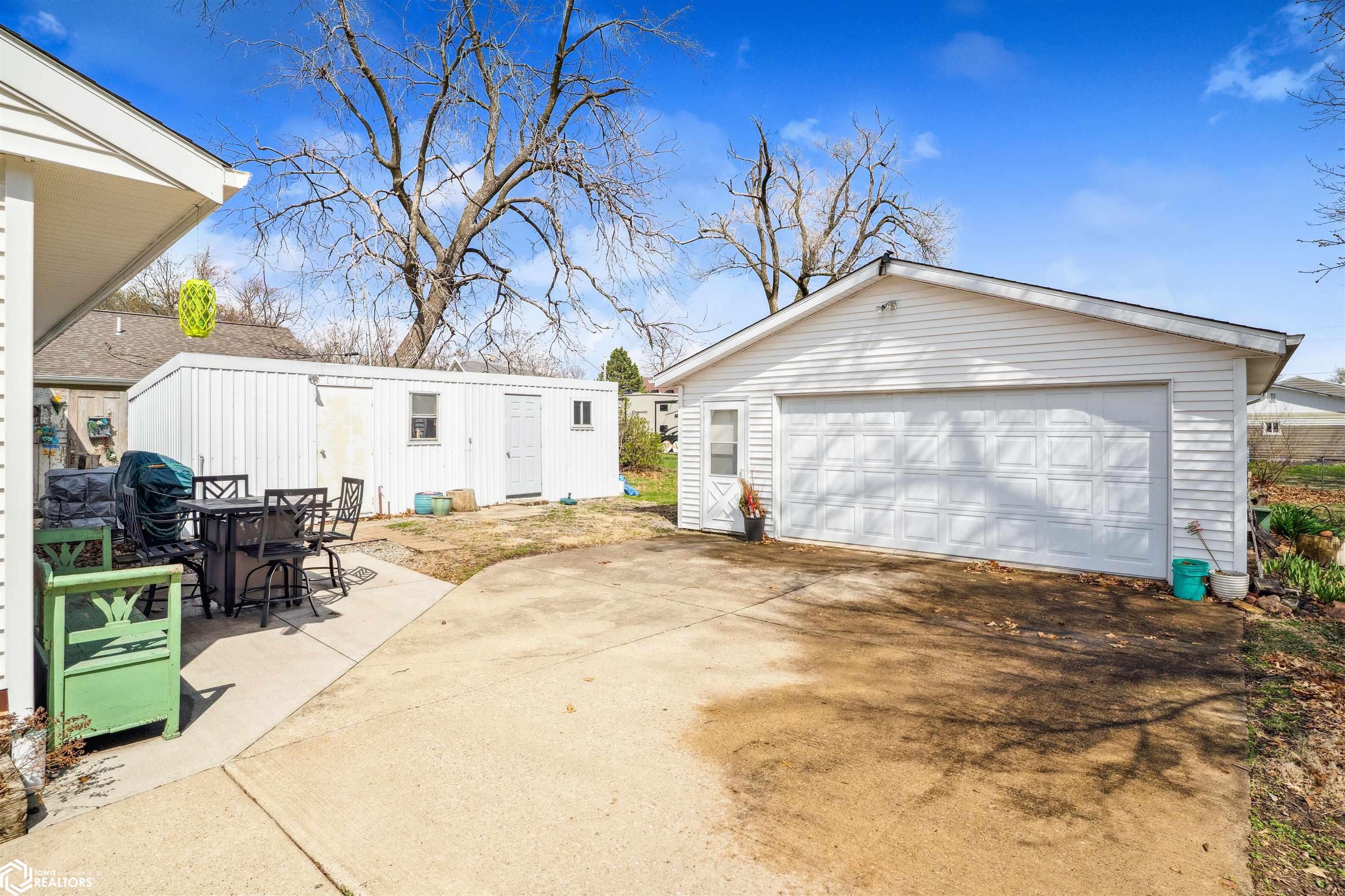 906 N Main, Mount Pleasant, Iowa image 23