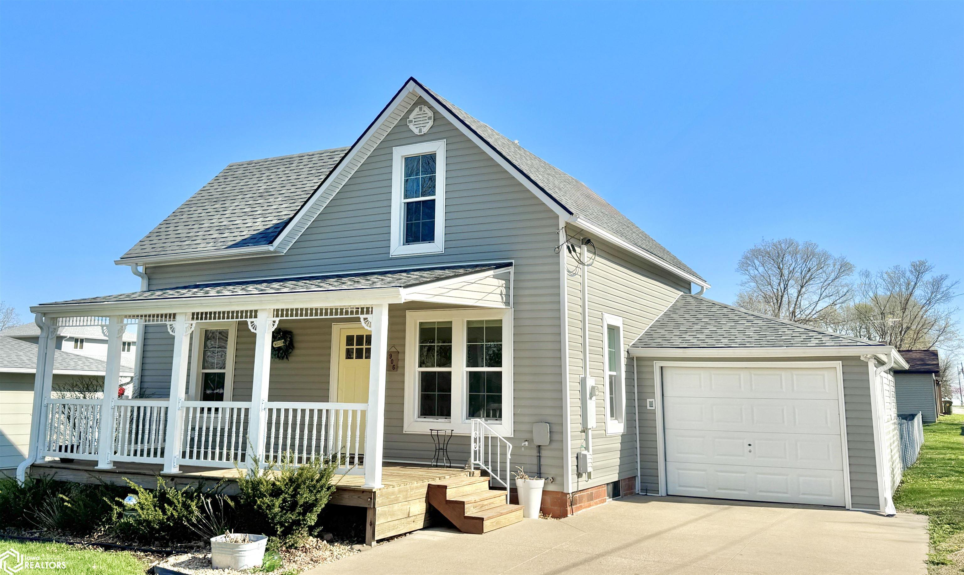 906 5th Street, Sully, Iowa image 1