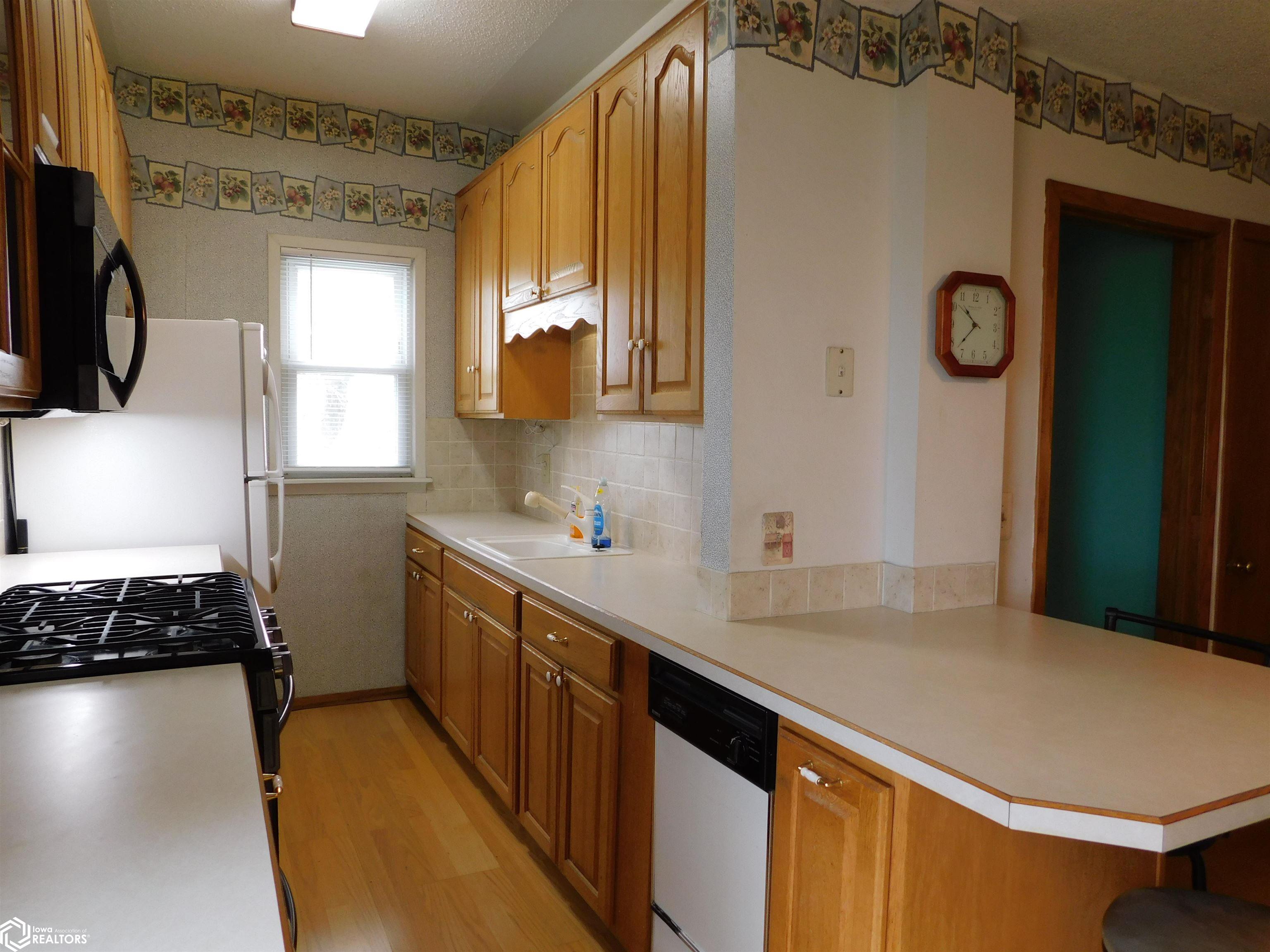 602 Wyoming Avenue, Creston, Iowa image 11