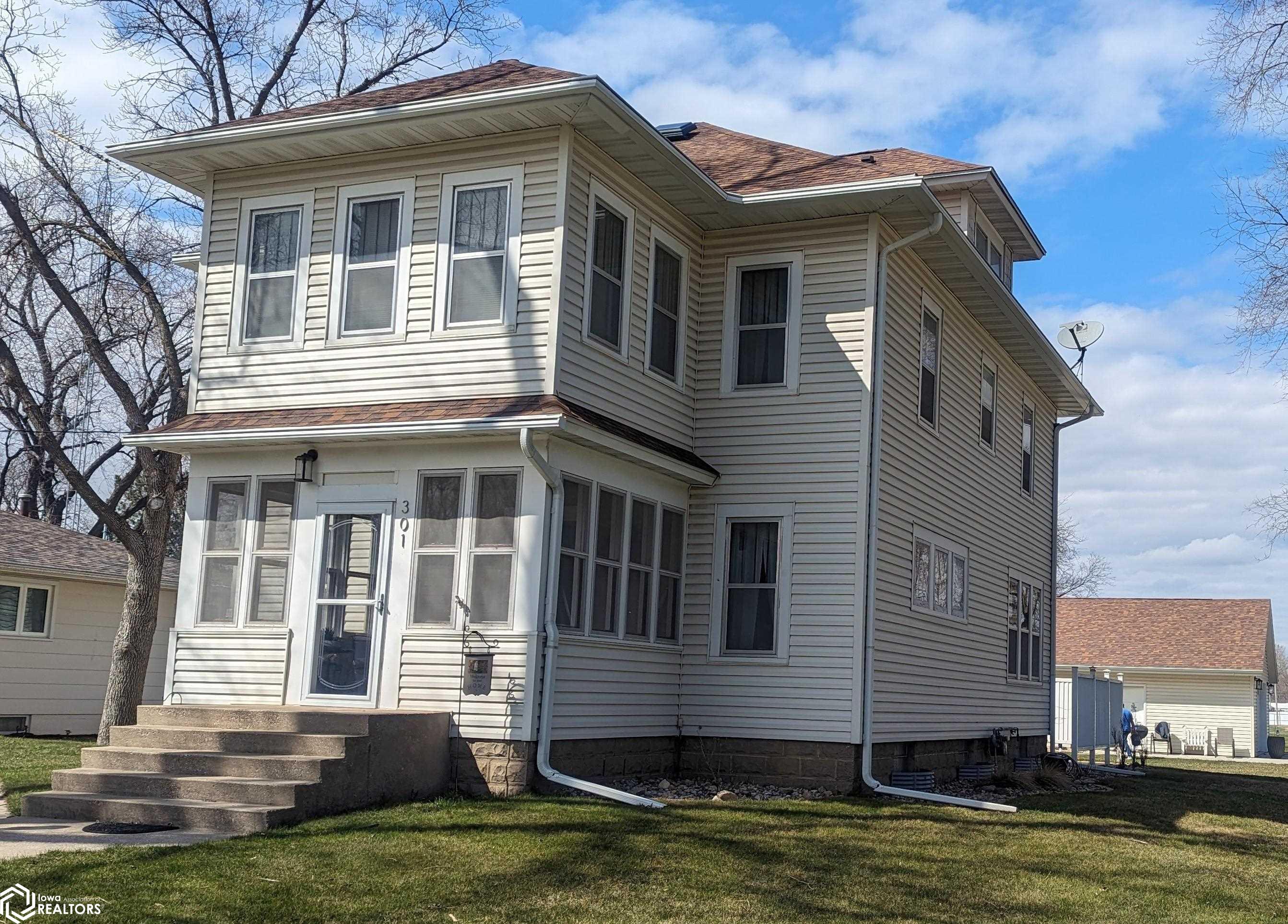 301 5th Ave N, Humboldt, Iowa image 1