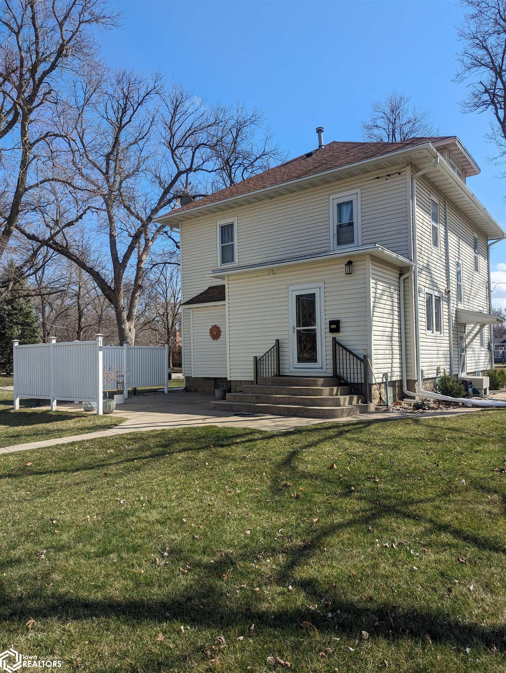301 5th Ave N, Humboldt, Iowa image 4