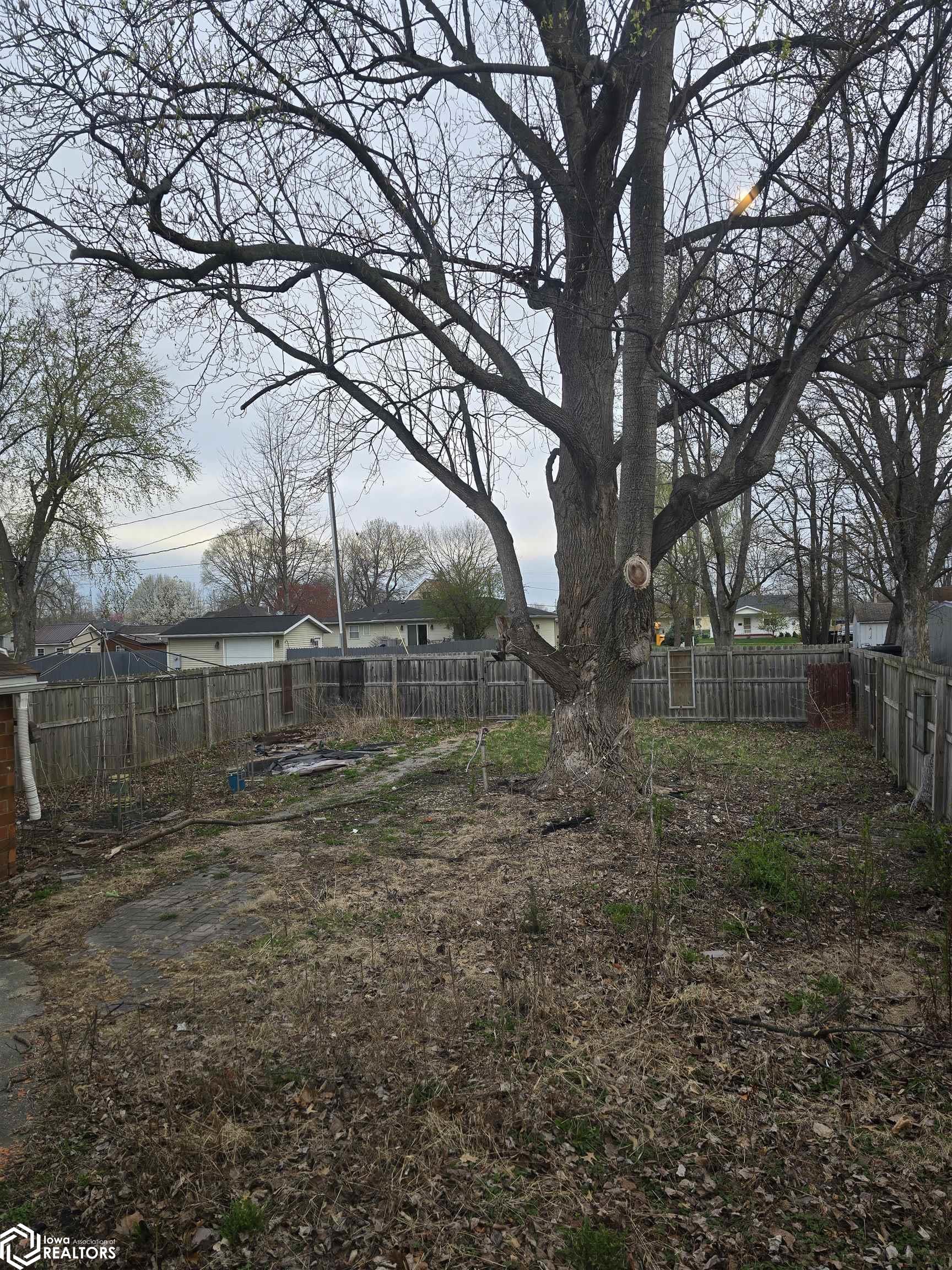 805 E Monroe Street, Mount Pleasant, Iowa image 6