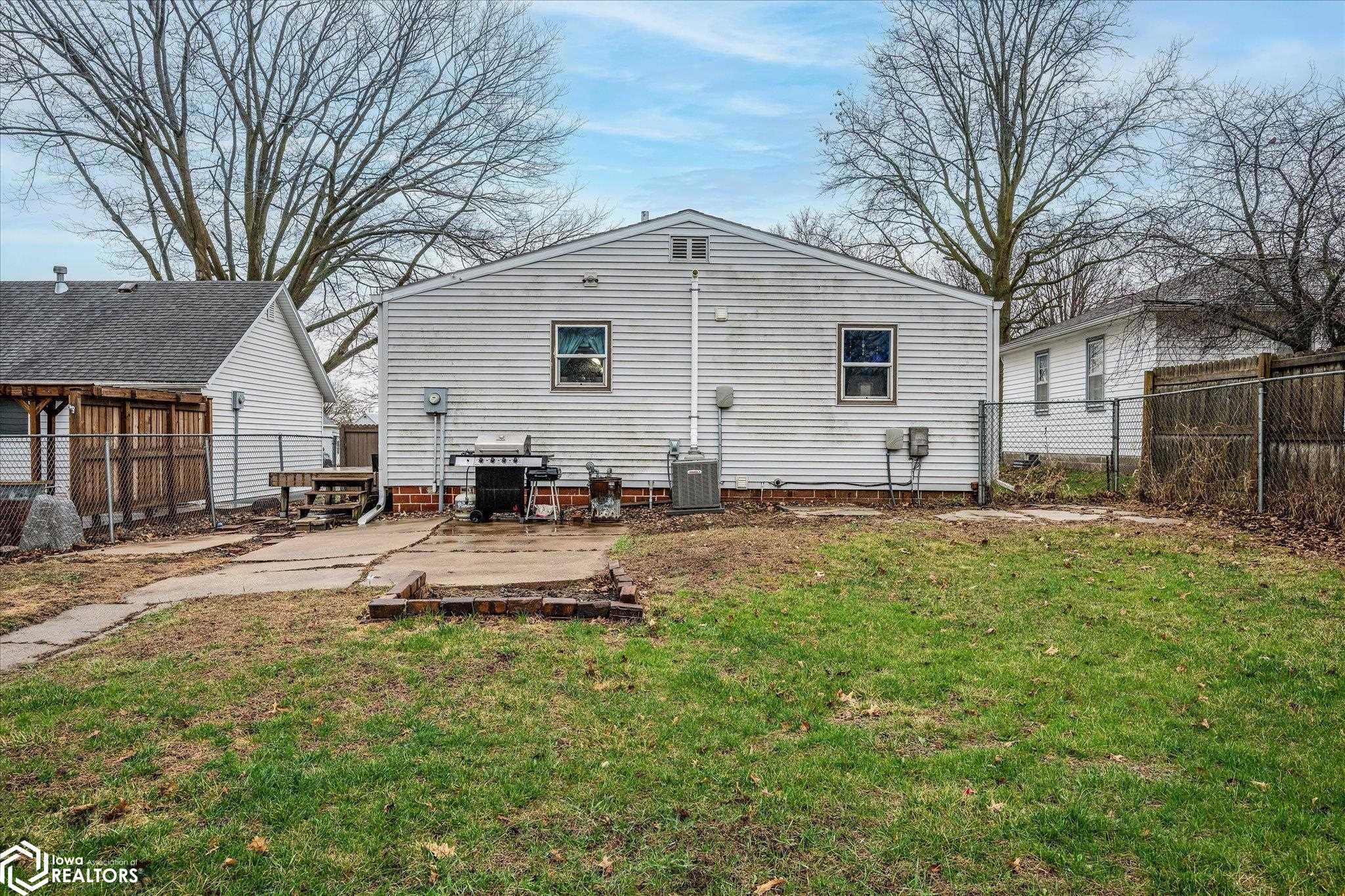 1308 Lincoln Avenue, Harlan, Iowa image 3