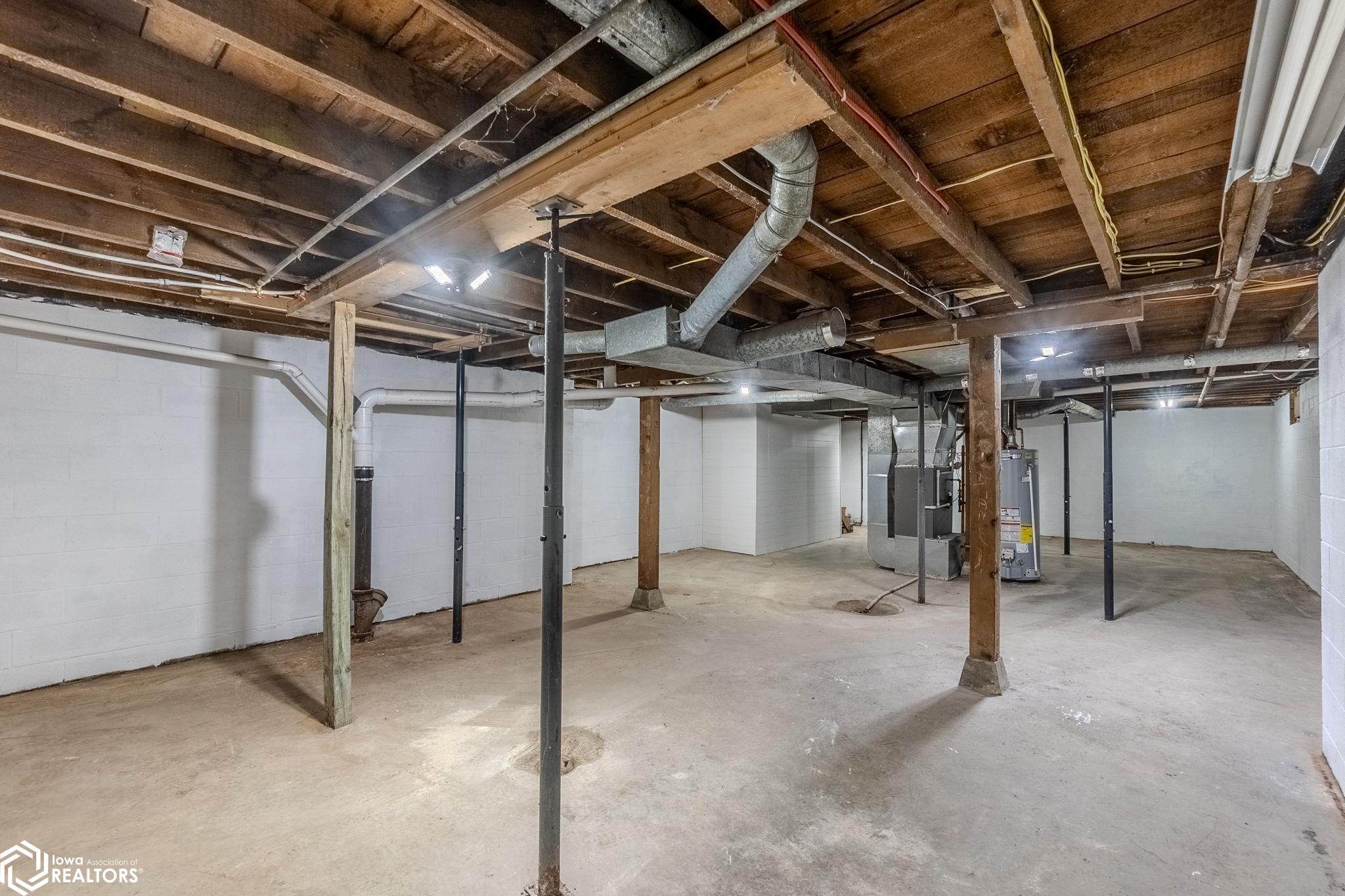 605 S Mill Street, Lake Mills, Iowa image 33