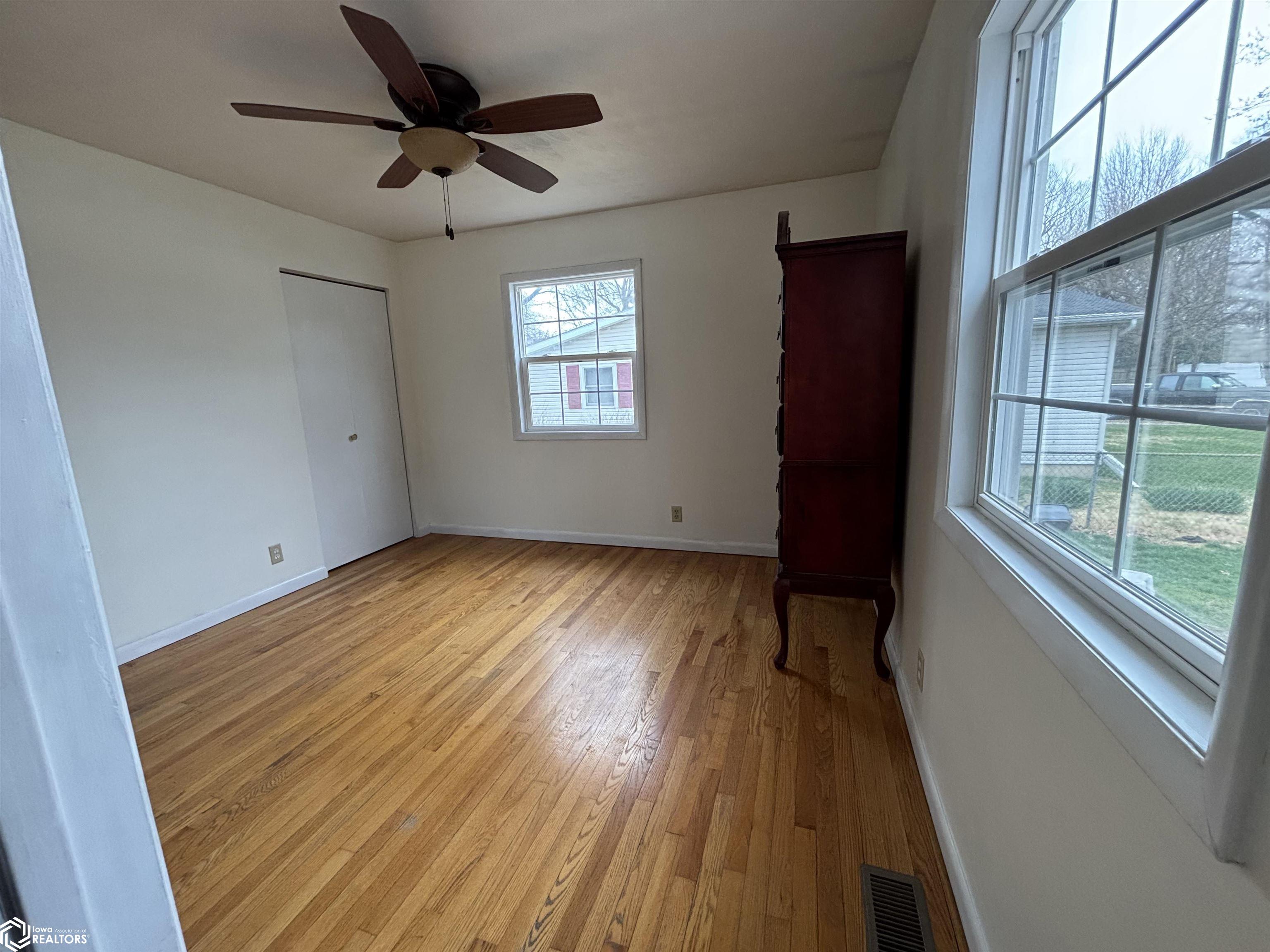 404 E Fillmore Avenue, Fairfield, Iowa image 24