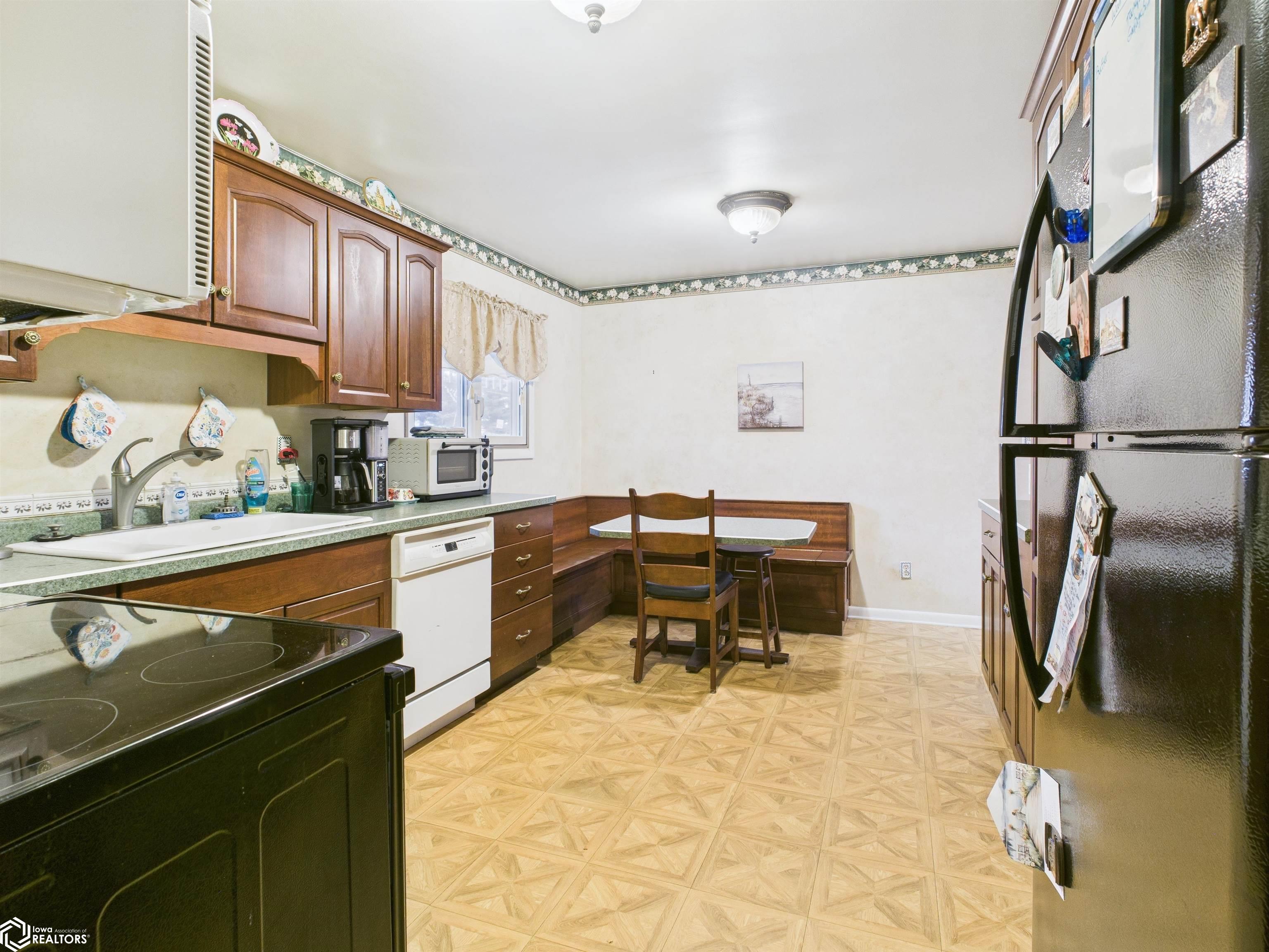 3295 Middle Road, Keokuk, Iowa image 25