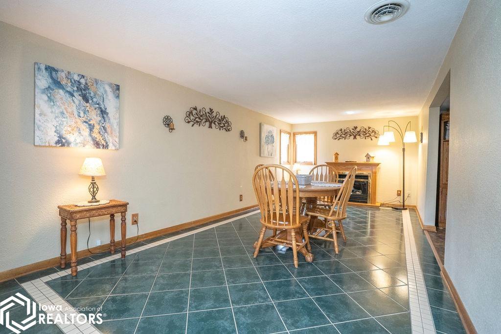 2057 Larrys Drive, Brooklyn, Iowa image 19