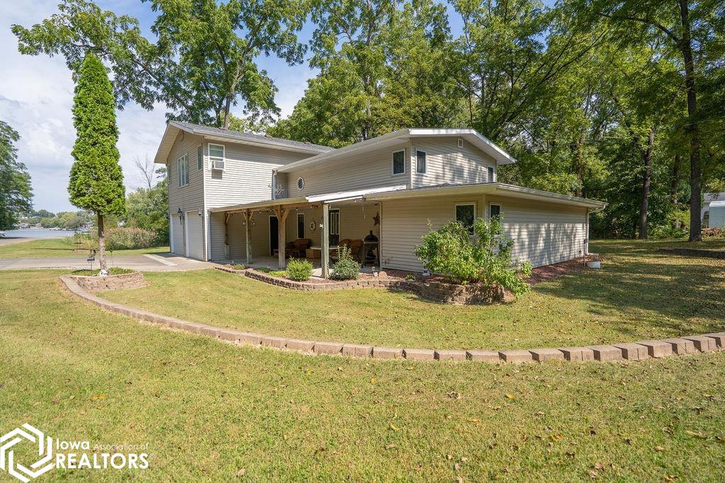 2057 Larrys Drive, Brooklyn, Iowa image 4