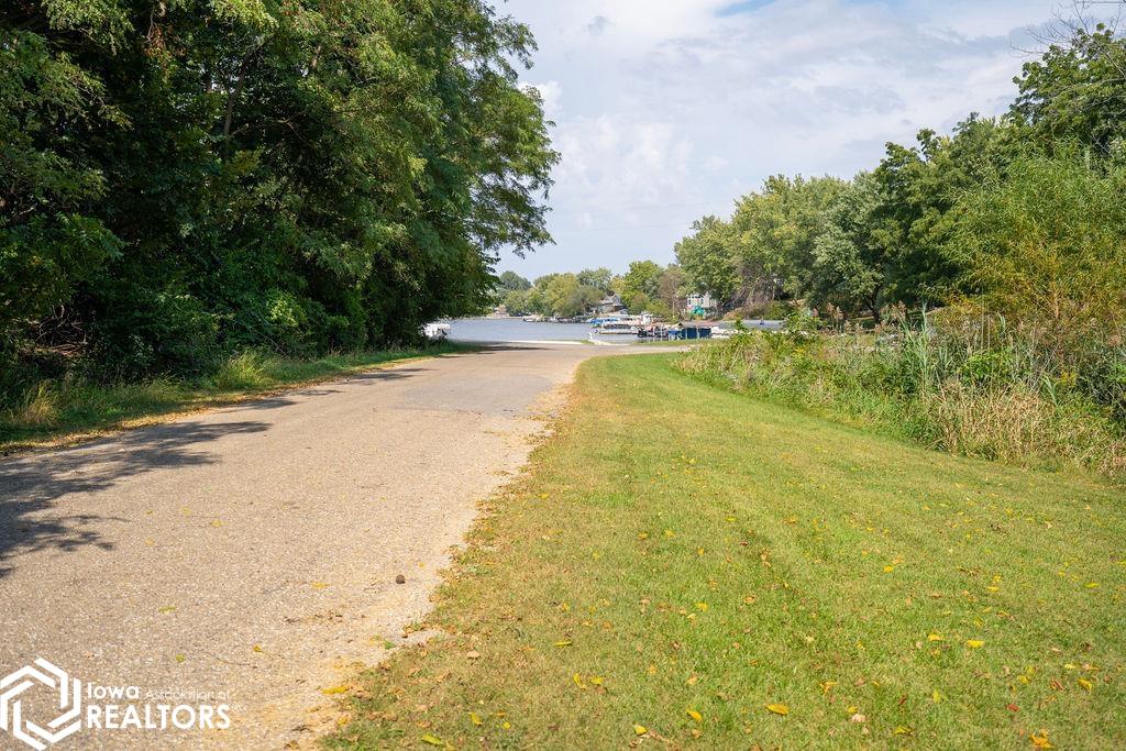 2057 Larrys Drive, Brooklyn, Iowa image 6