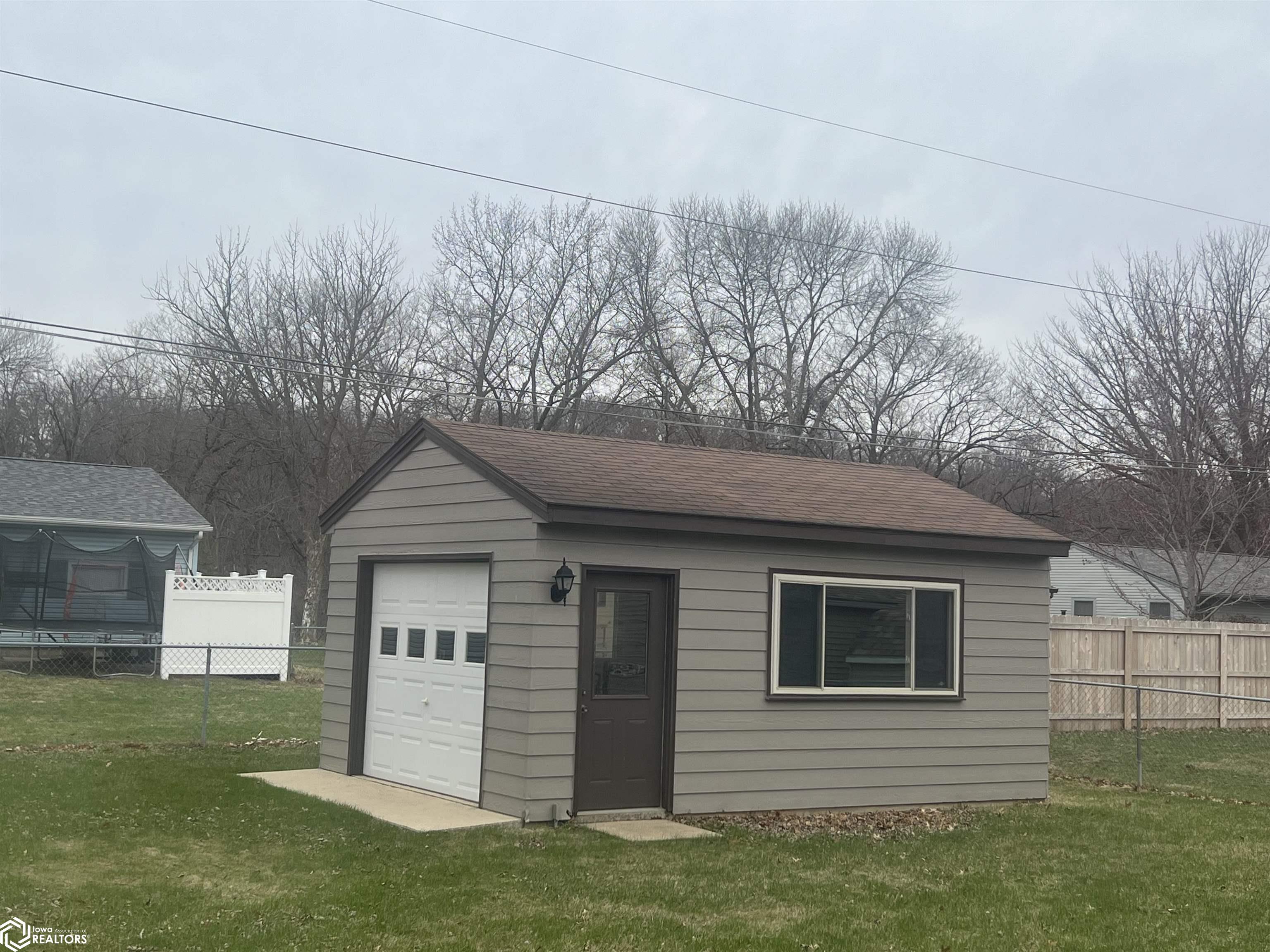710 8th St. S., Humboldt, Iowa image 3