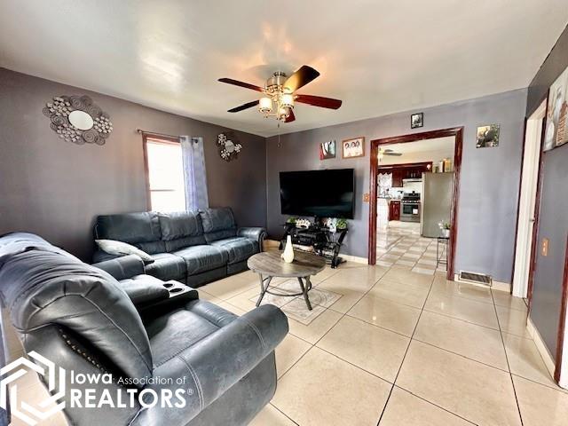 108 N 5th Avenue, Marshalltown, Iowa image 3