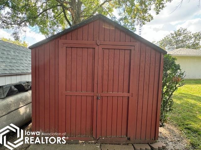 511 S 12th Street, Centerville, Iowa image 44