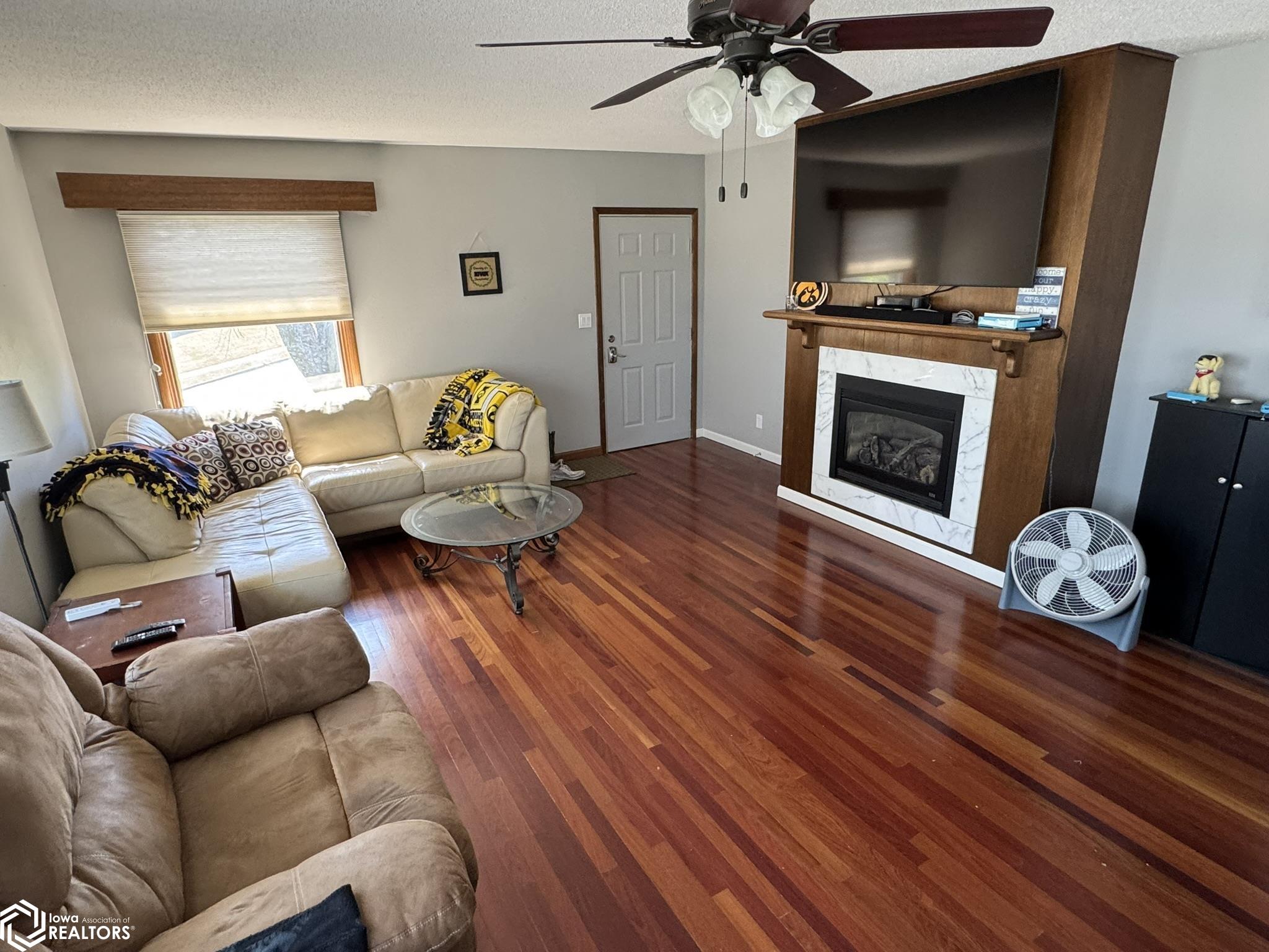 1204 Ashley Drive, Iowa City, Iowa image 2