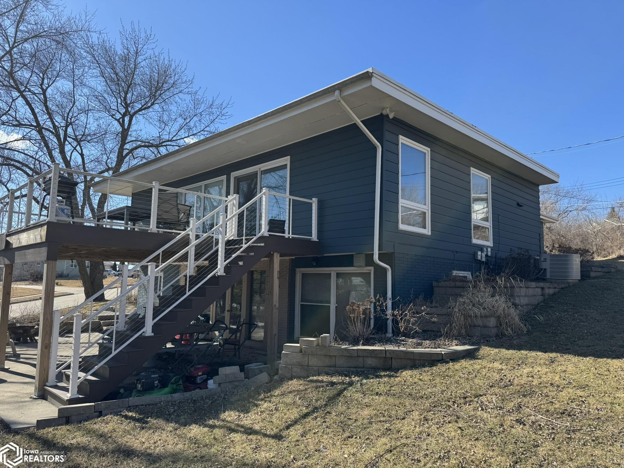 1204 Ashley Drive, Iowa City, Iowa image 12