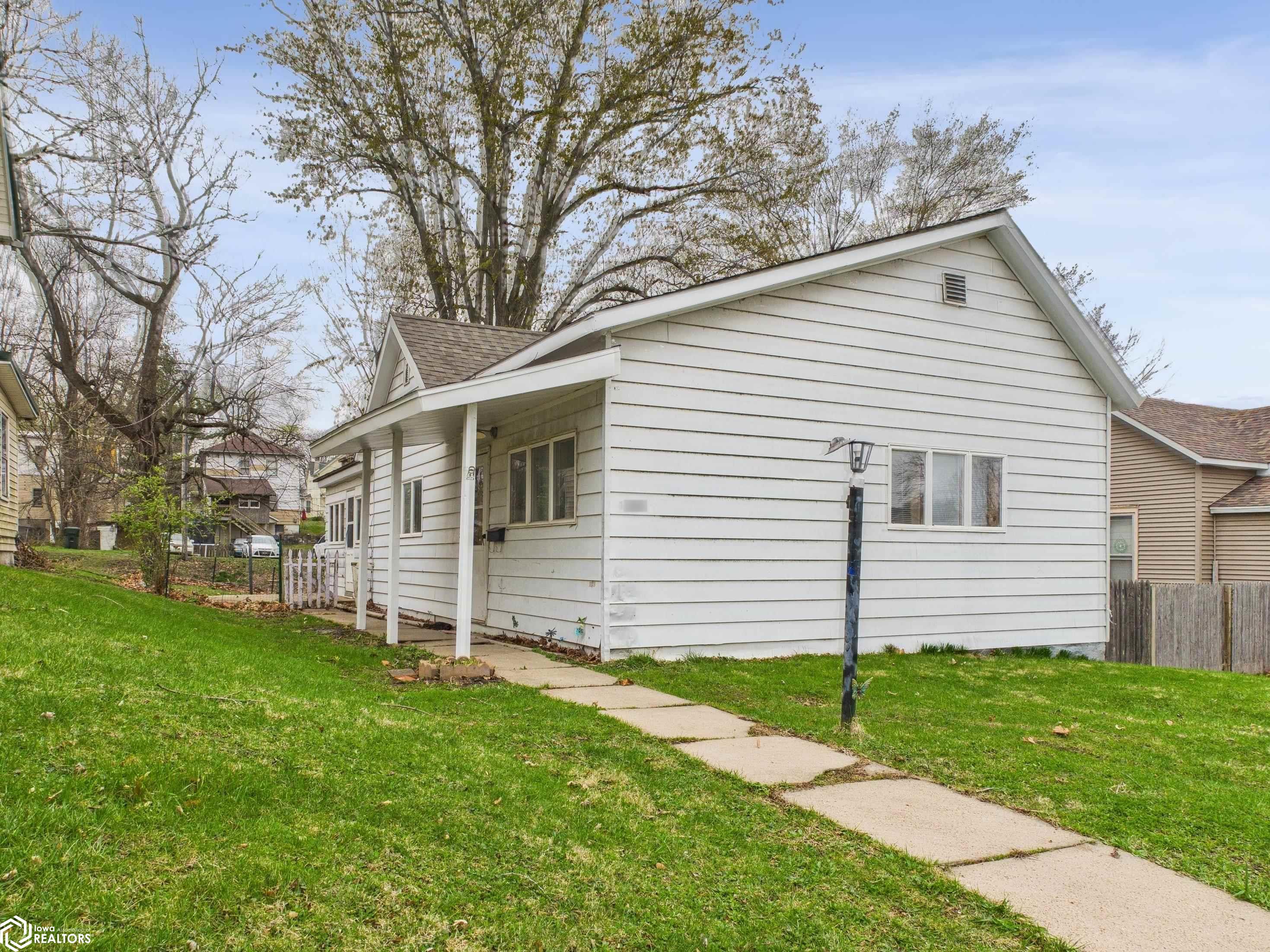 1310 Bank Street, Keokuk, Iowa image 1