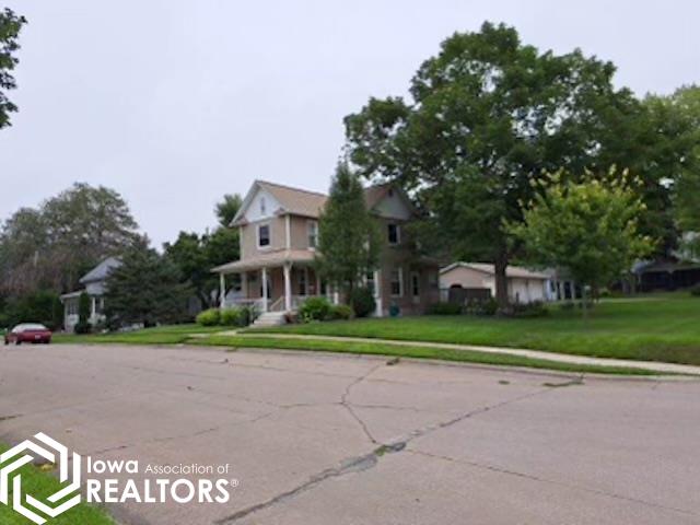 824 S 2nd Avenue, Washington, Iowa image 1