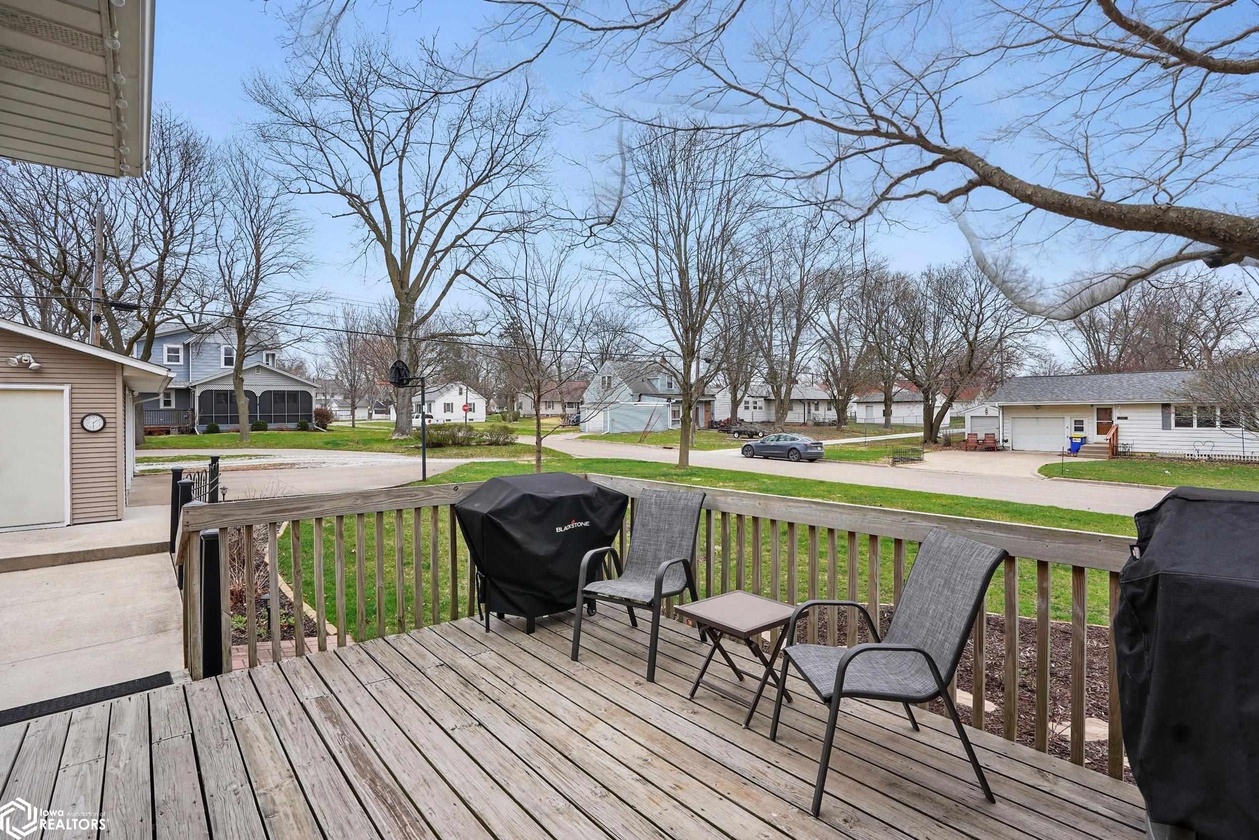 824 S 2nd Avenue, Washington, Iowa image 6