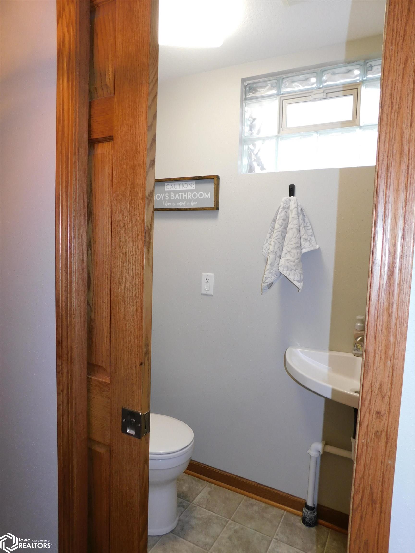 204 E Prairie Street, Creston, Iowa image 30