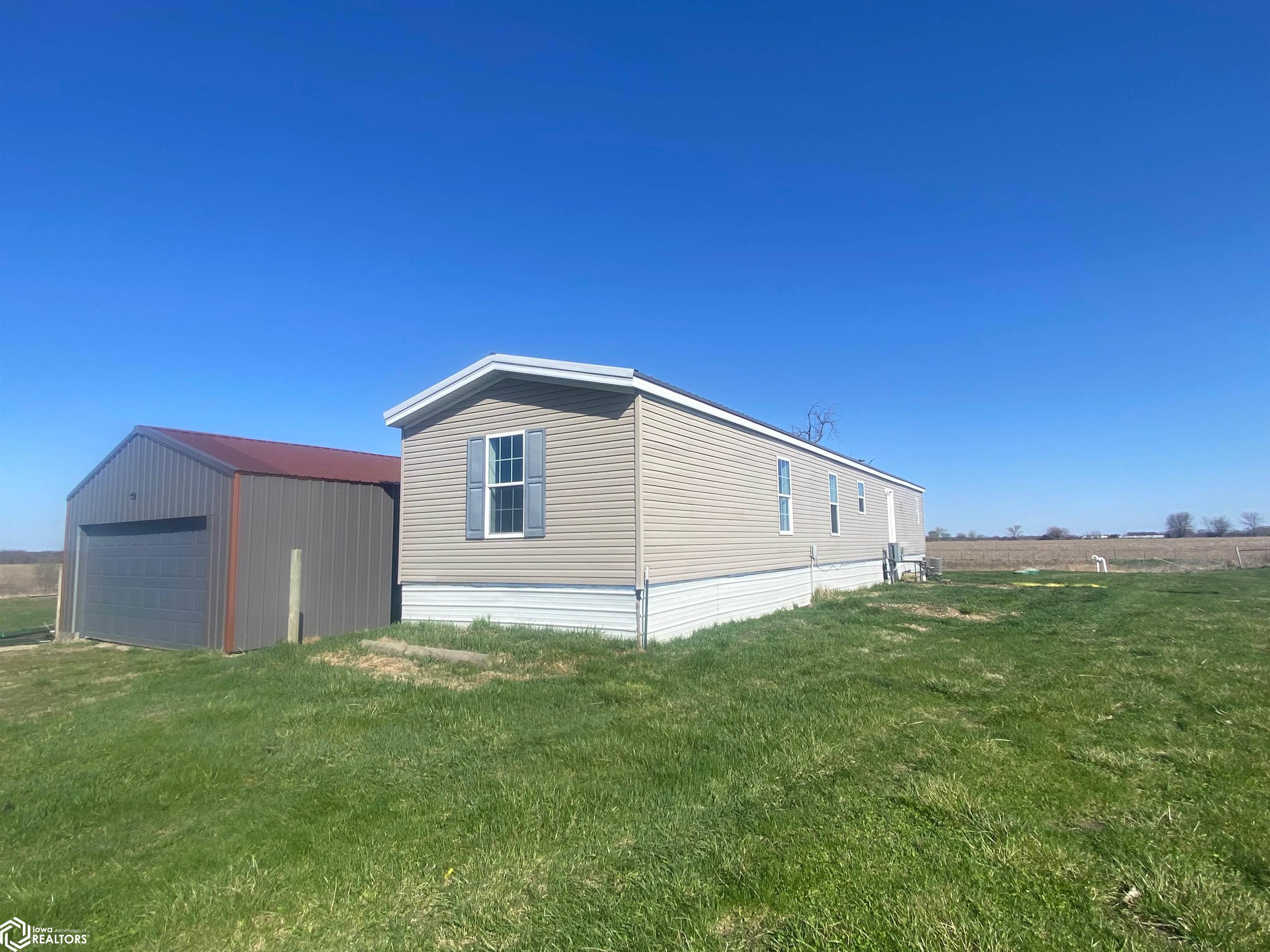 30807 190th Street, Bonaparte, Iowa image 1