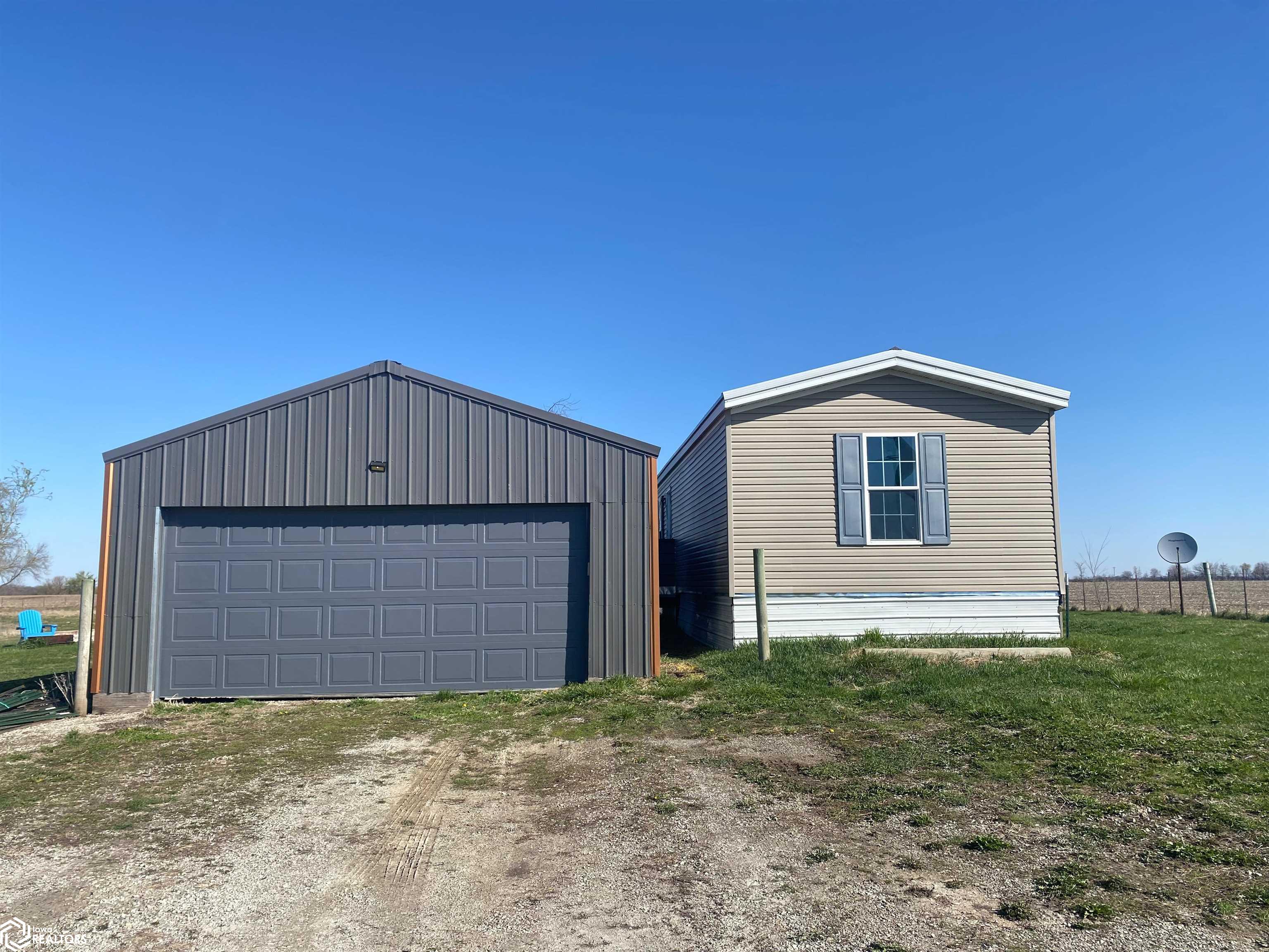 30807 190th Street, Bonaparte, Iowa image 2