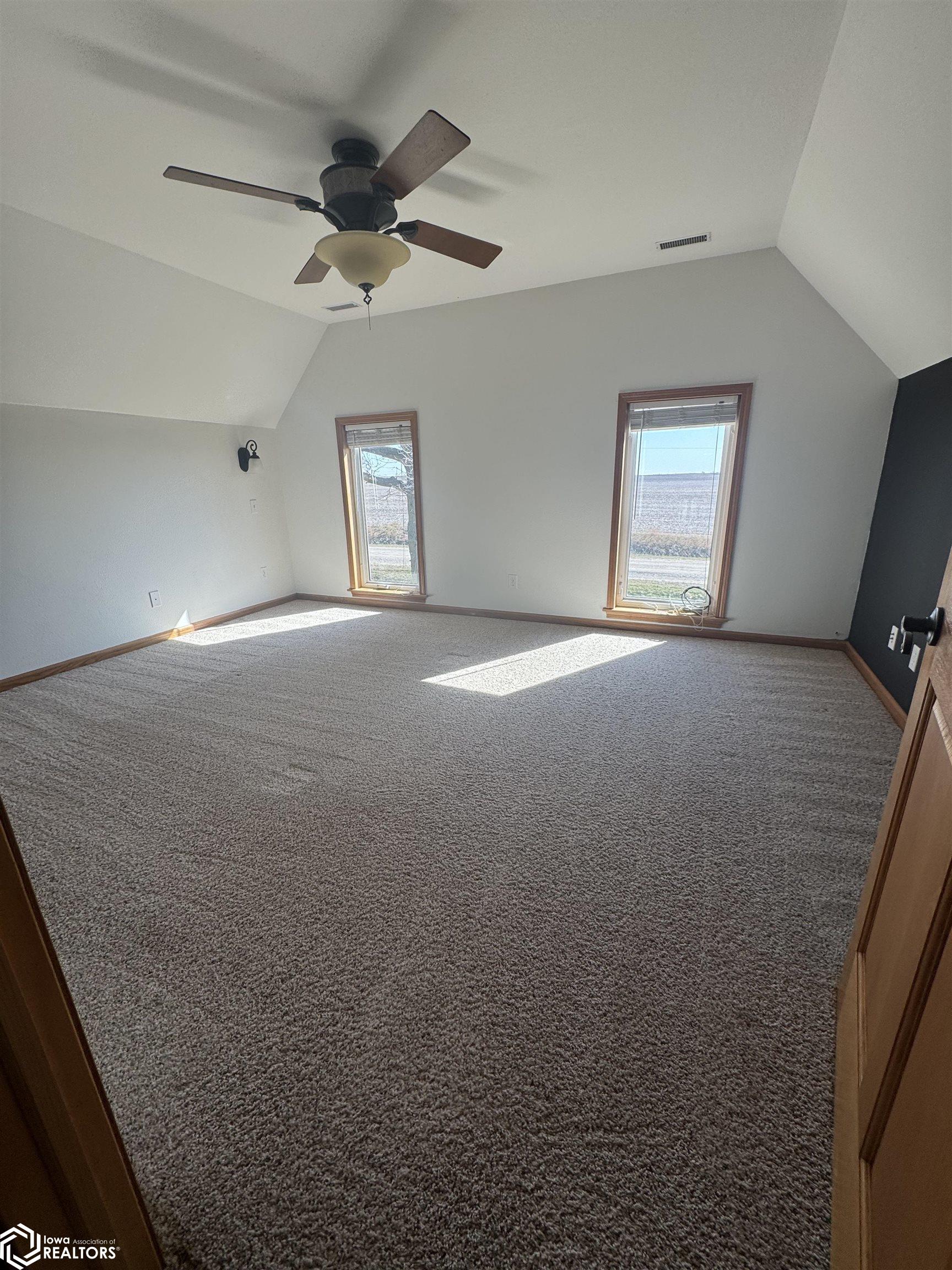 24939 G Avenue, Hubbard, Iowa image 15