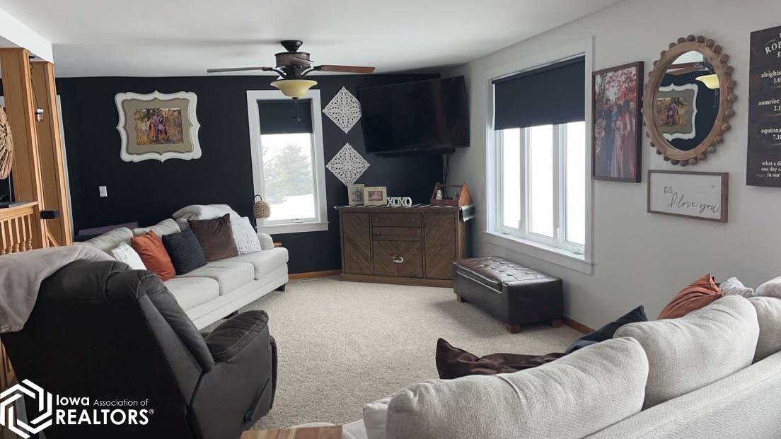 24939 G Avenue, Hubbard, Iowa image 3