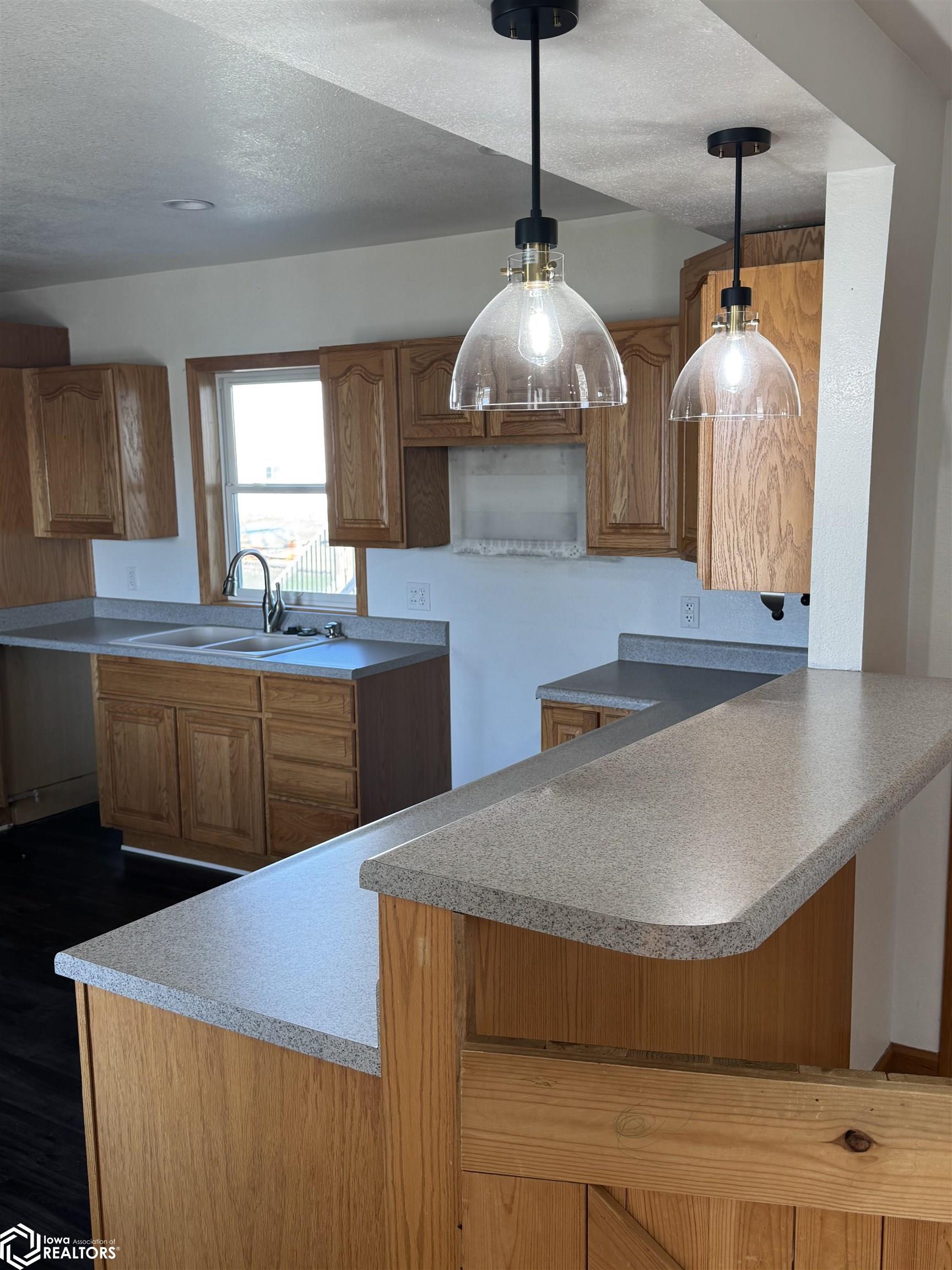 24939 G Avenue, Hubbard, Iowa image 21
