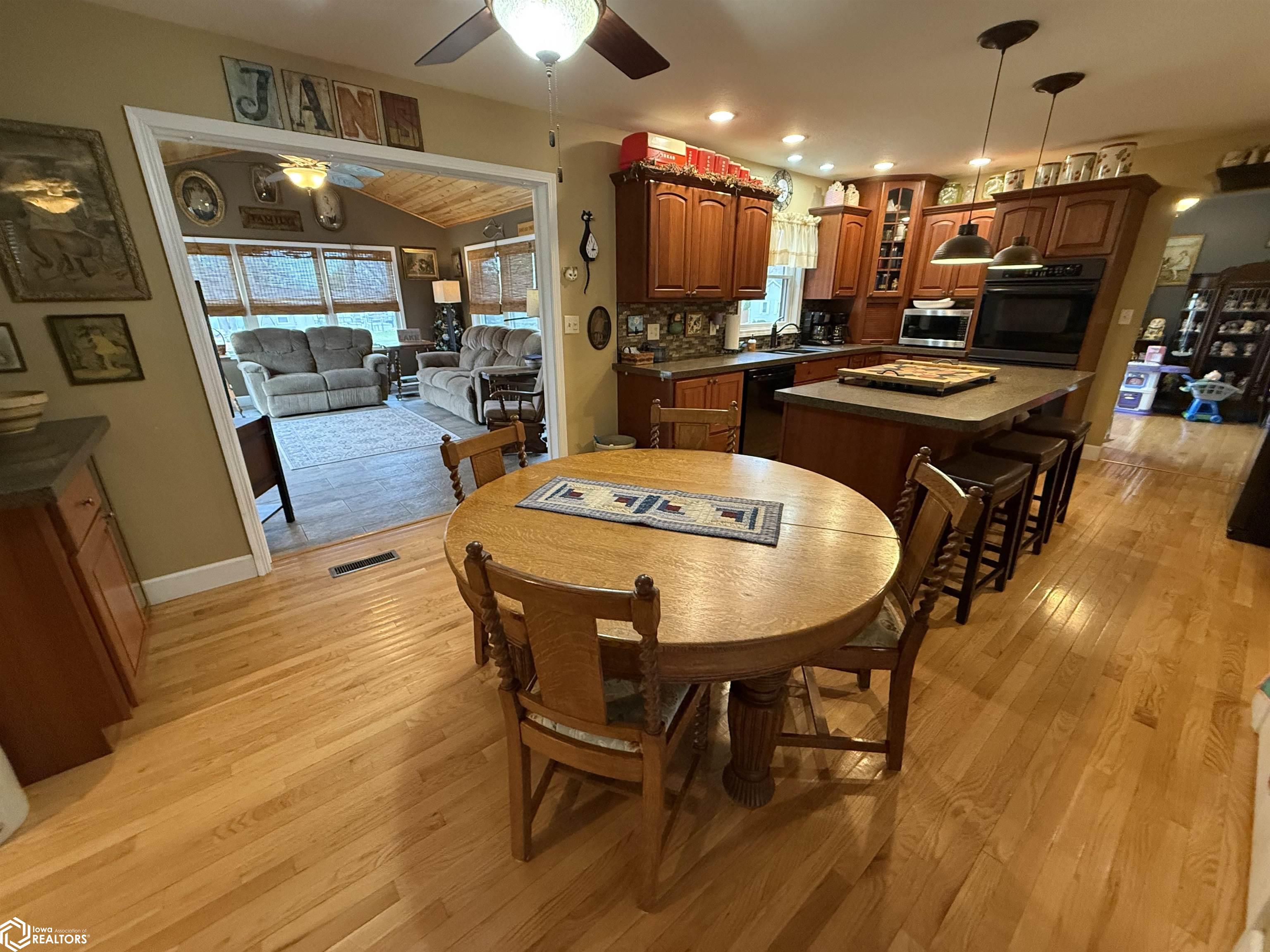 15345 Bayside Court, Clear Lake, Iowa image 17
