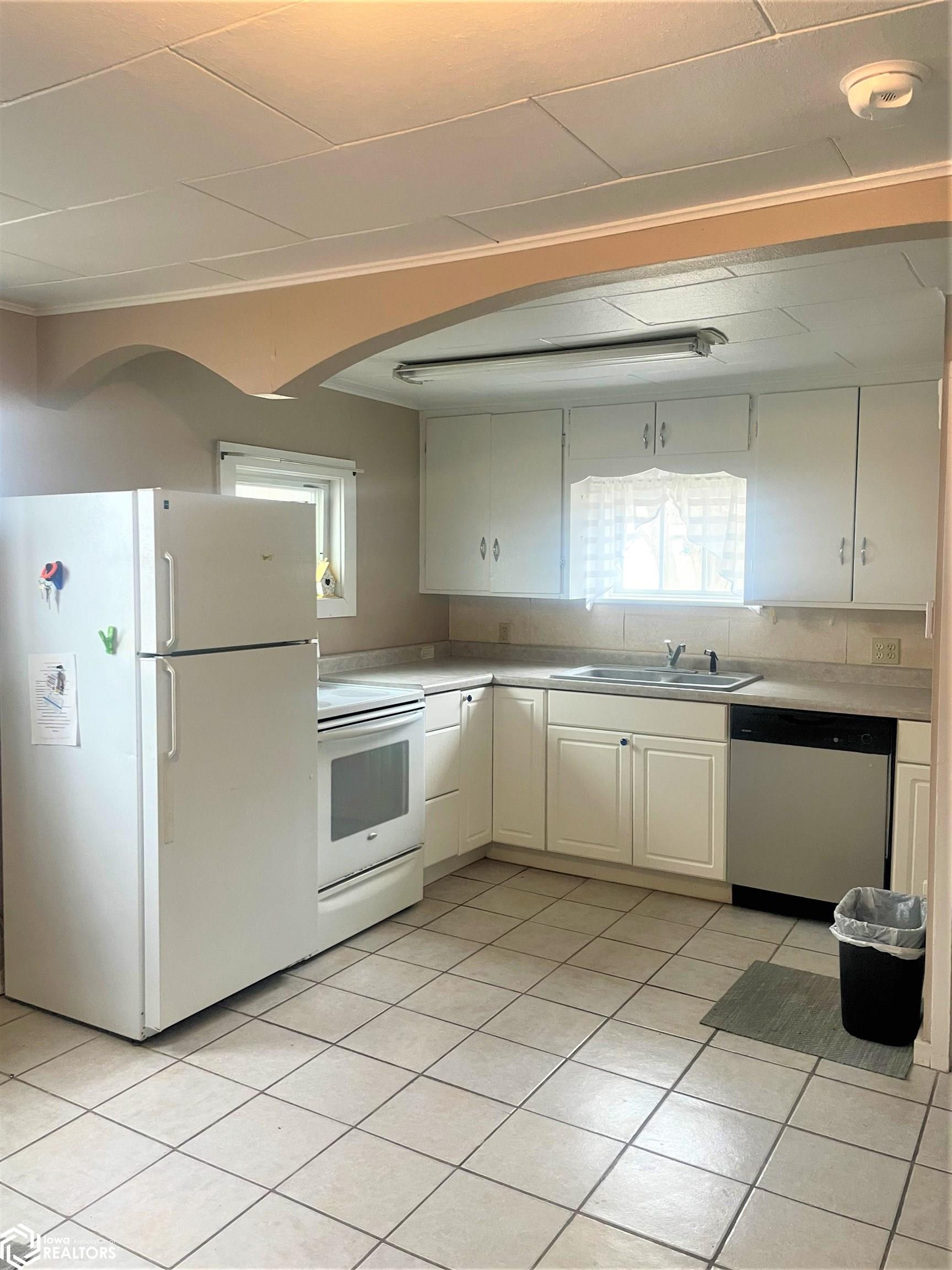 215 3rd Street, Buffalo Center, Iowa image 3