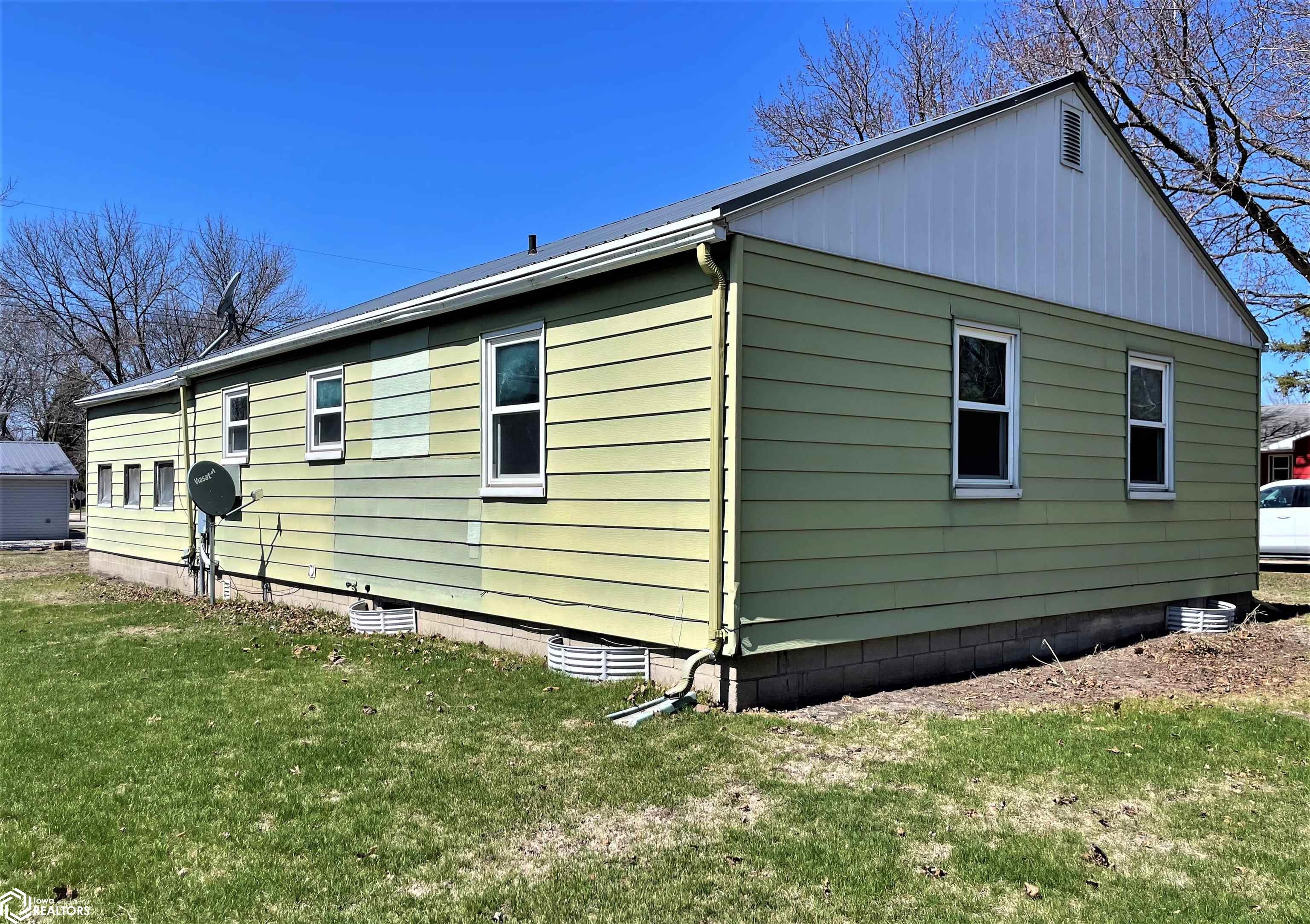 406 5th Street, Bode, Iowa image 2