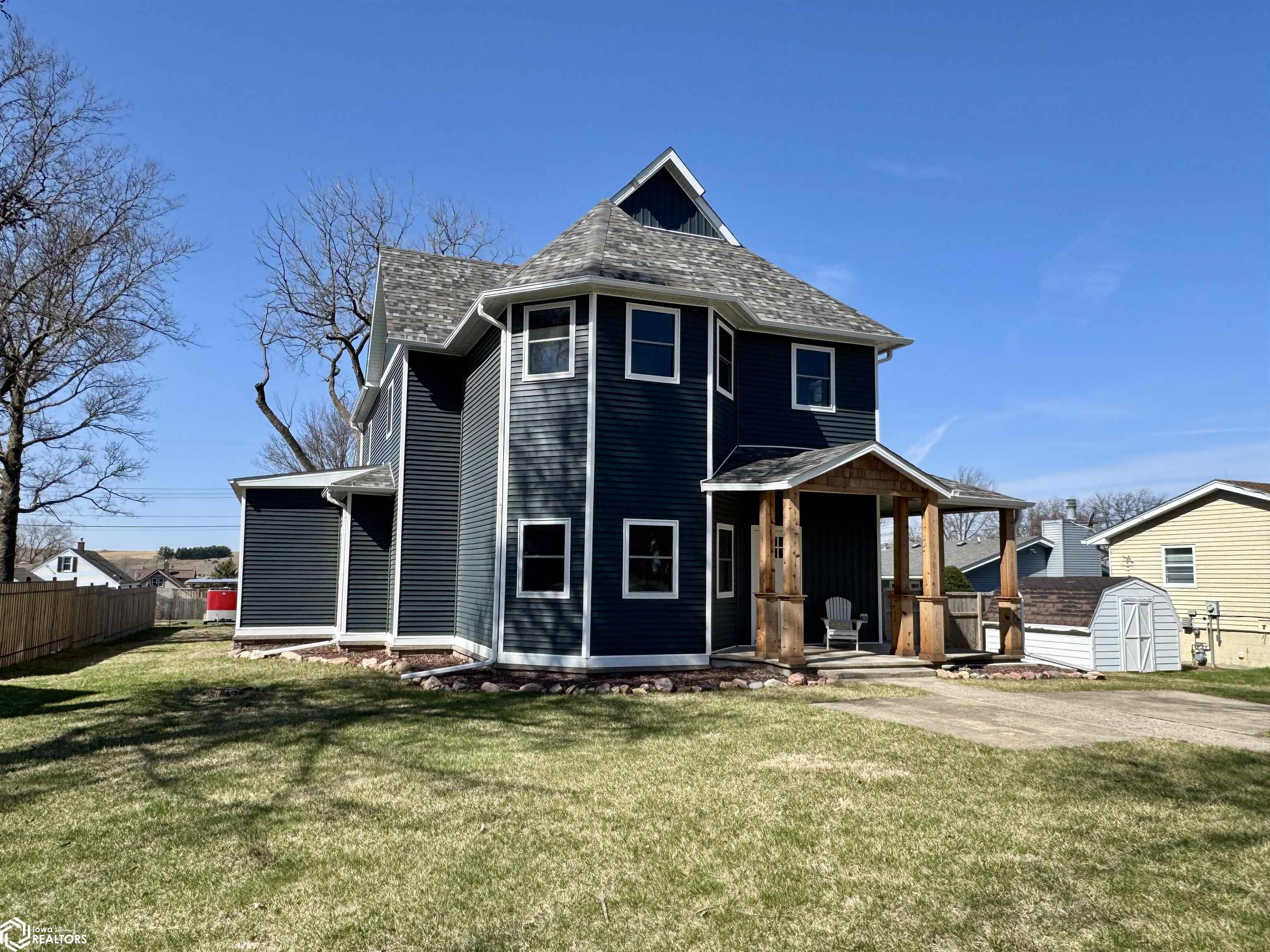 603 Tracy Street, Audubon, Iowa image 2