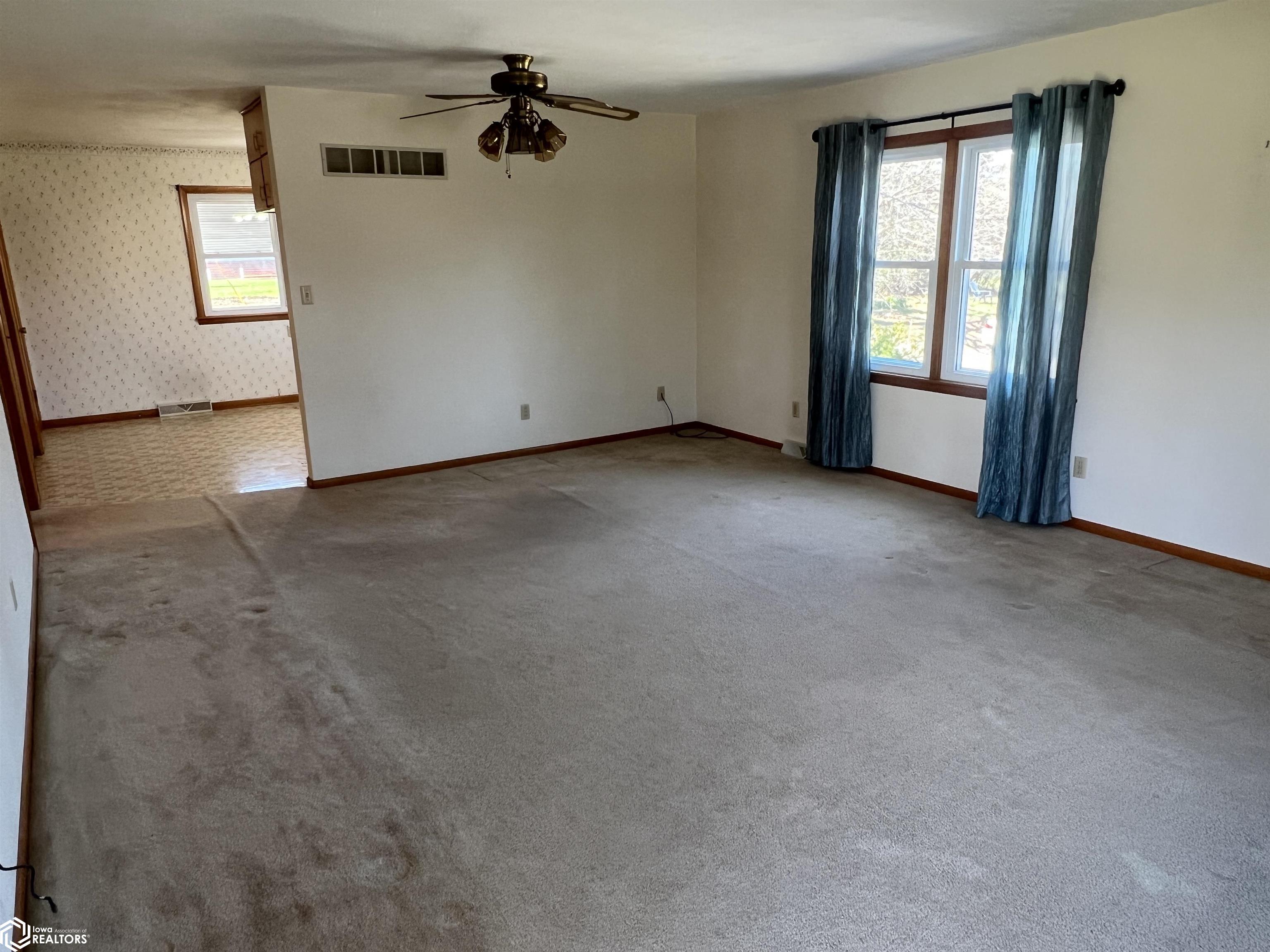 106 Forest Drive, Fairfield, Iowa image 14