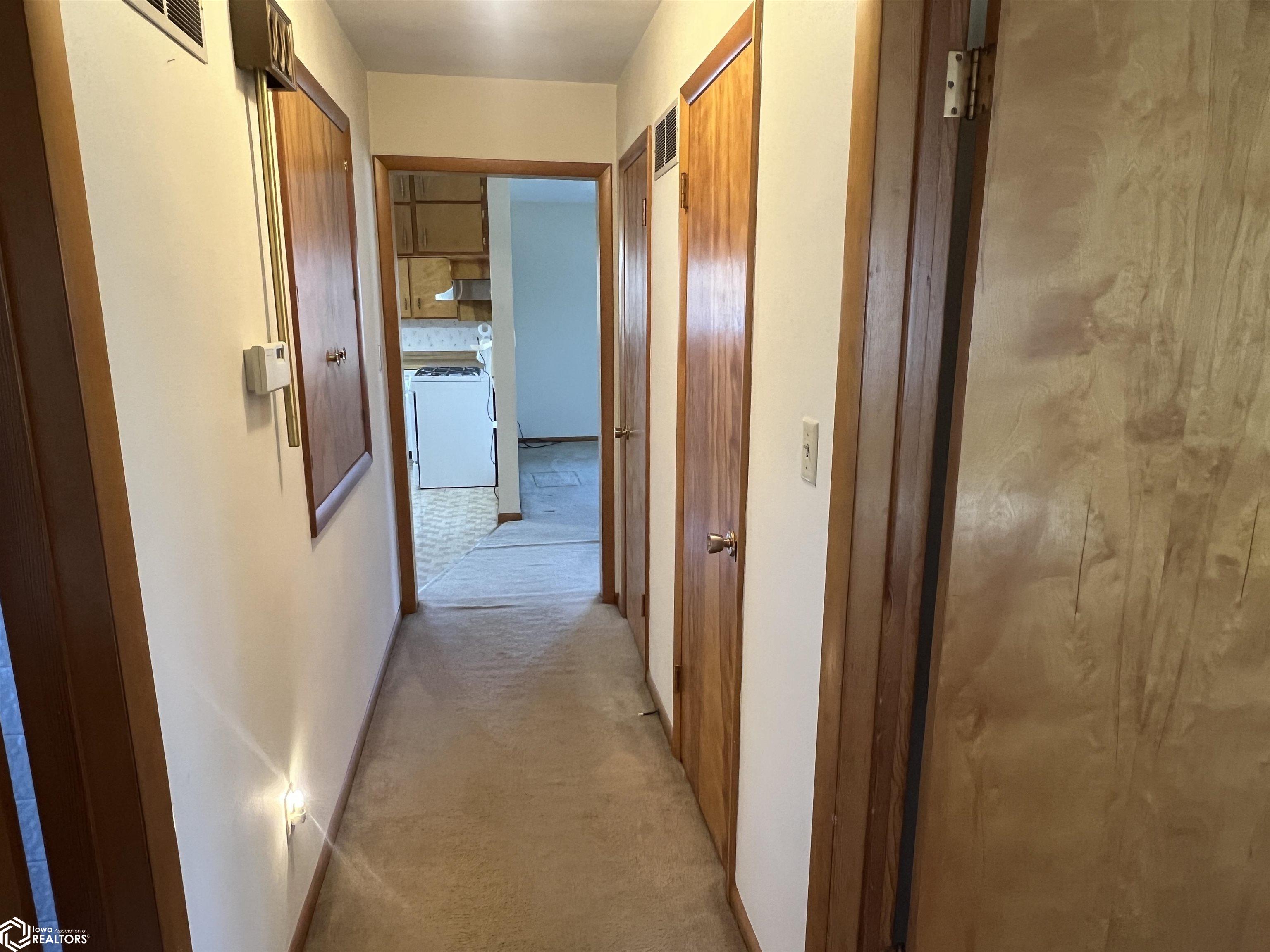 106 Forest Drive, Fairfield, Iowa image 25