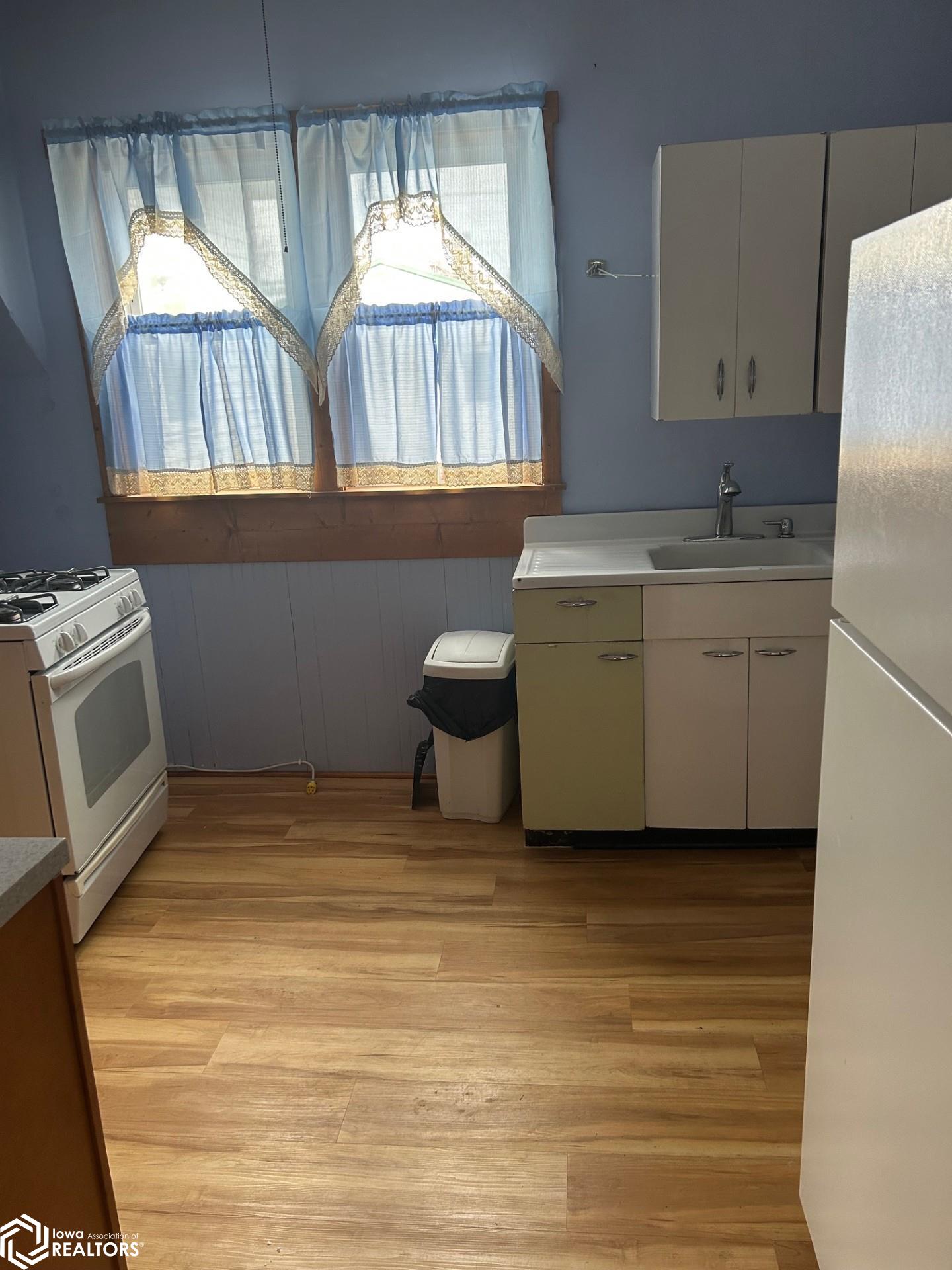 516 N Cadwell, Eagle Grove, Iowa image 3