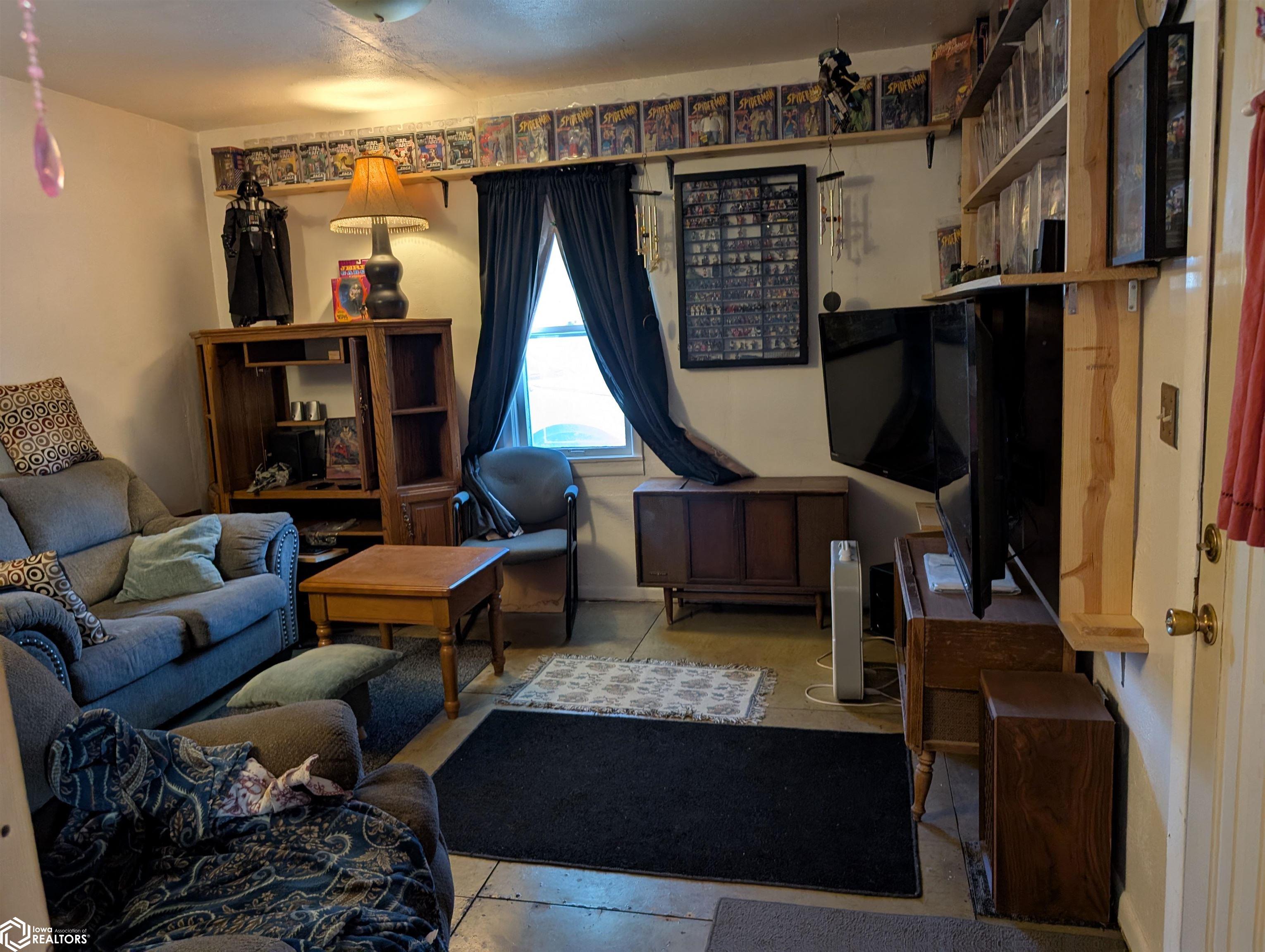 410 S 2nd Street, Marshalltown, Iowa image 8