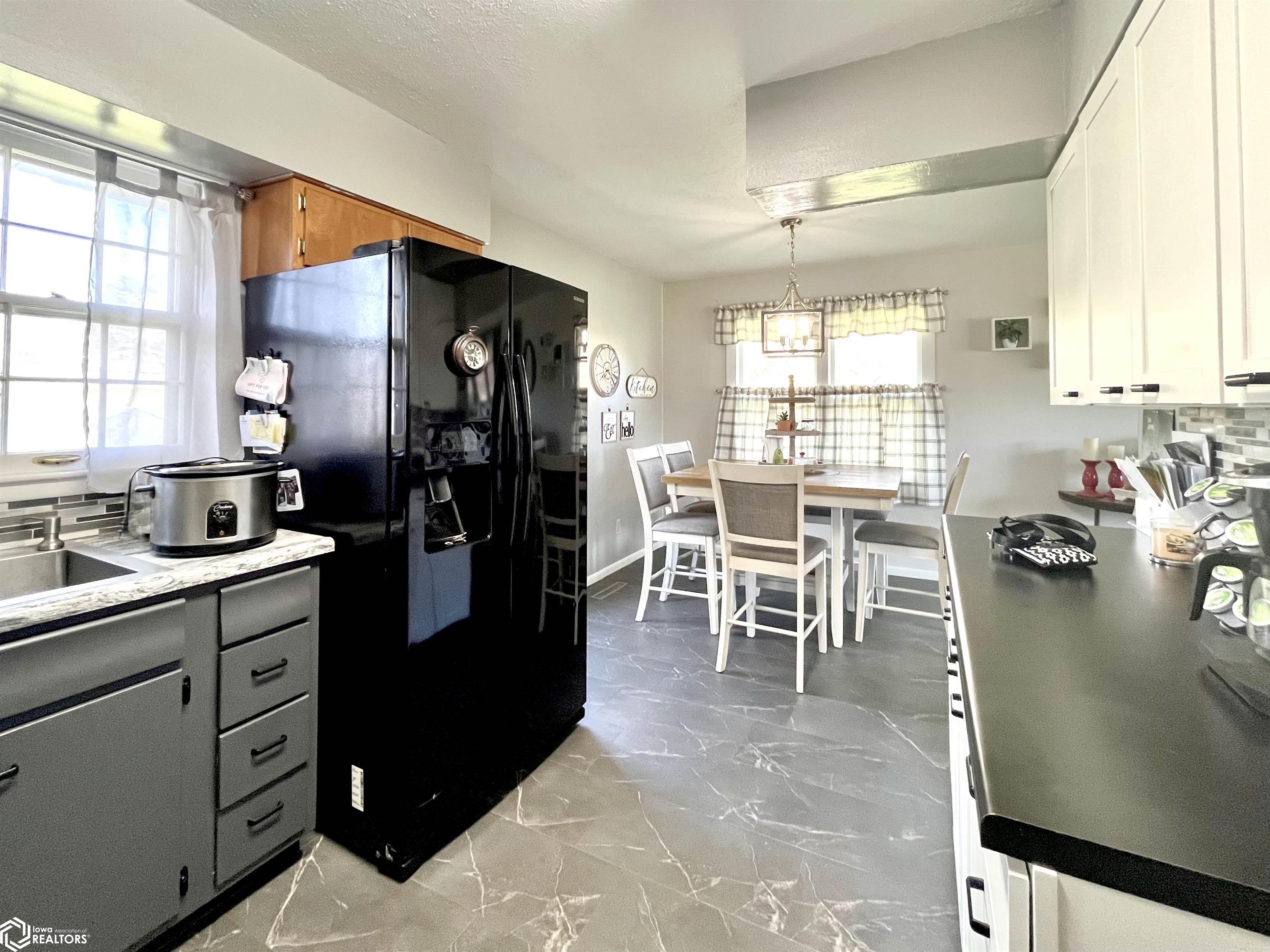 802 Brookridge Circle, Atlantic, Iowa image 14