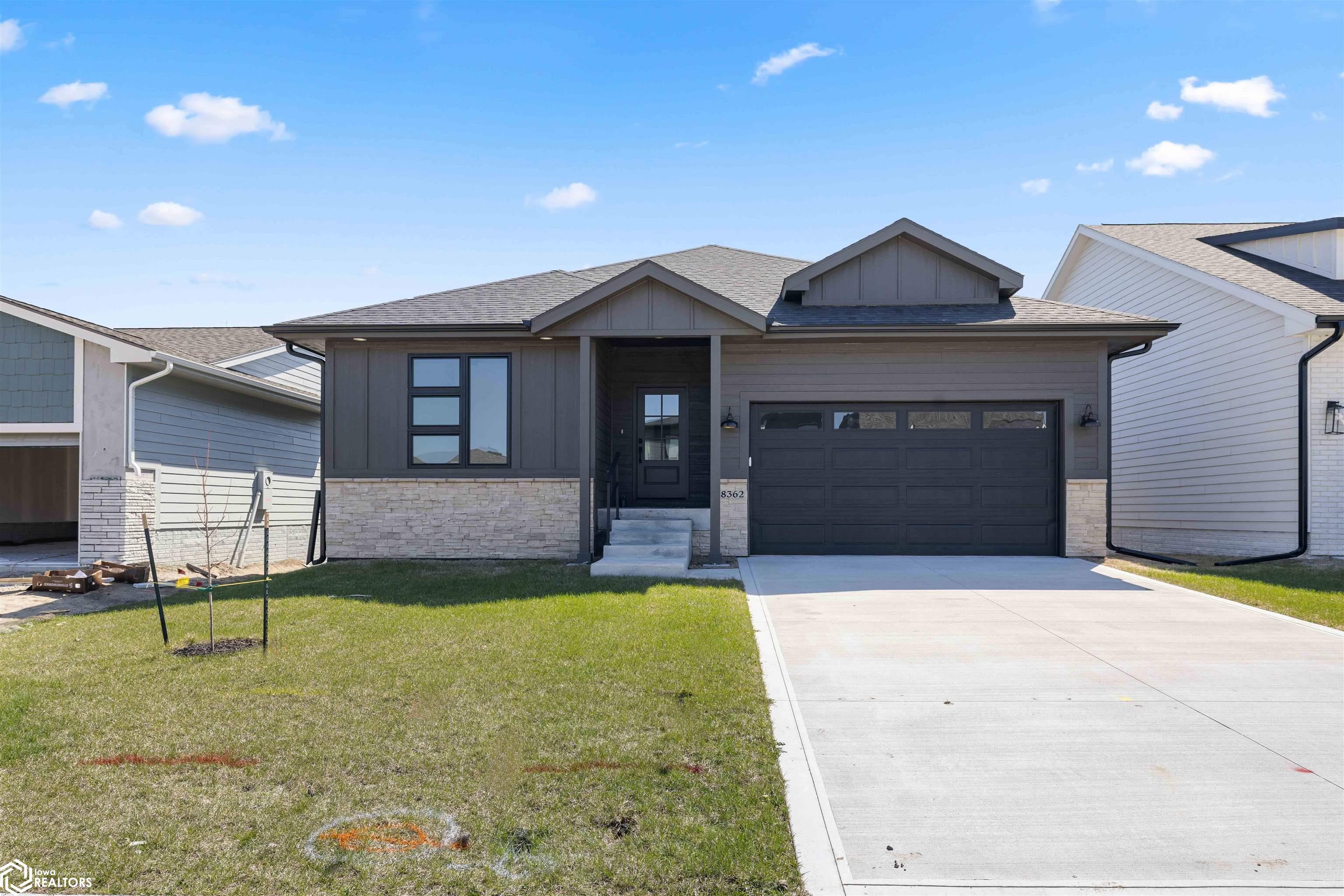 18362 Alpine Drive, Clive, Iowa image 1