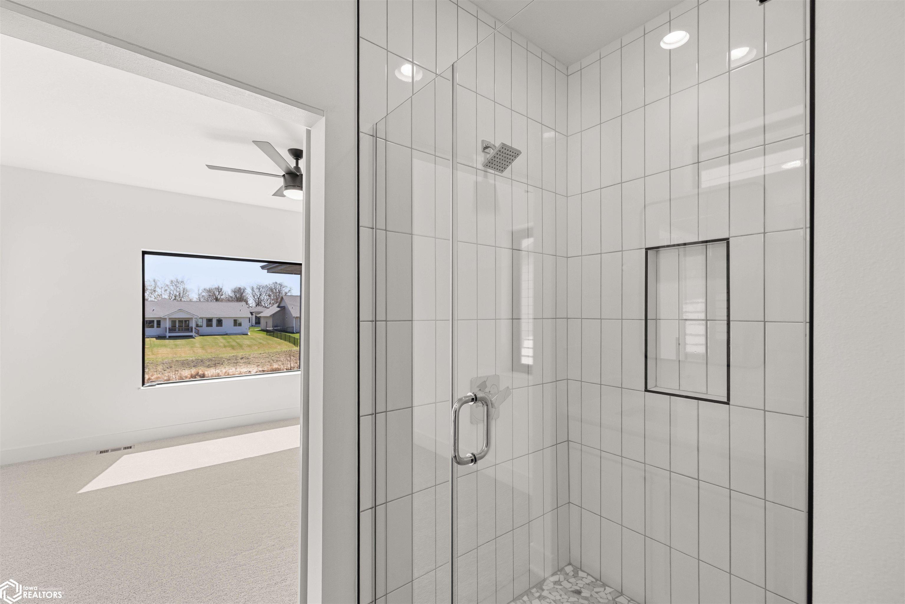 18362 Alpine Drive, Clive, Iowa image 20