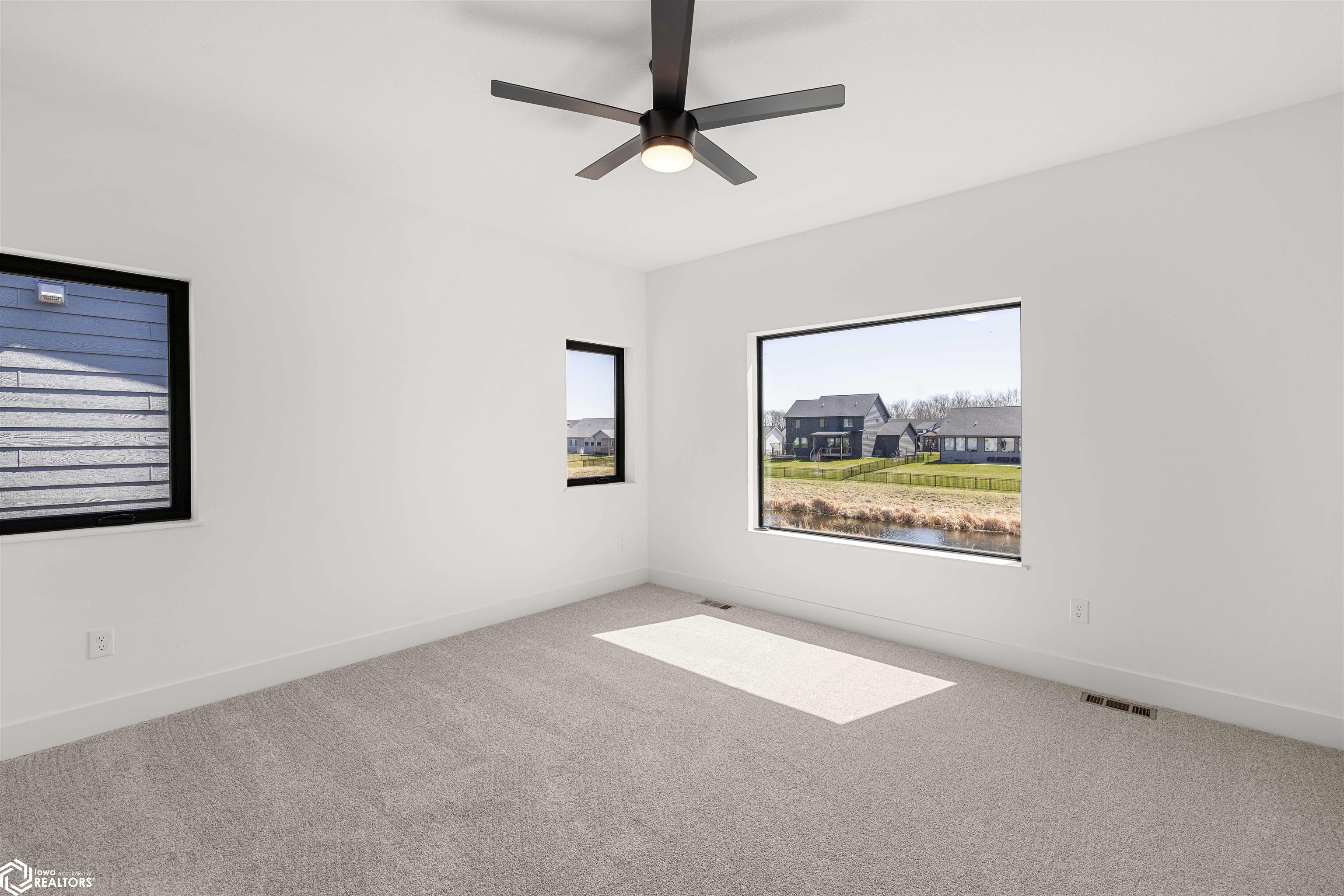 18362 Alpine Drive, Clive, Iowa image 21