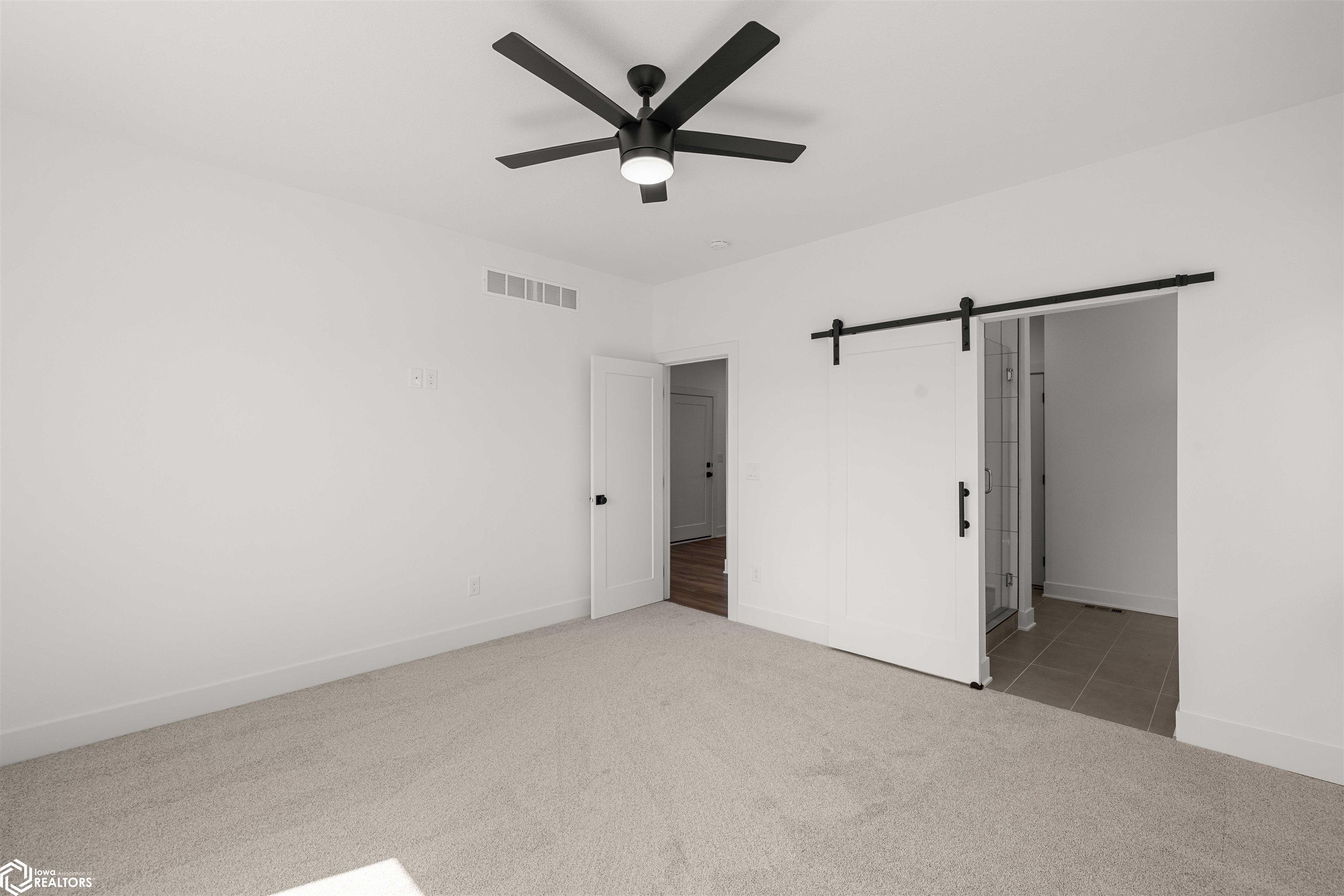 18362 Alpine Drive, Clive, Iowa image 22