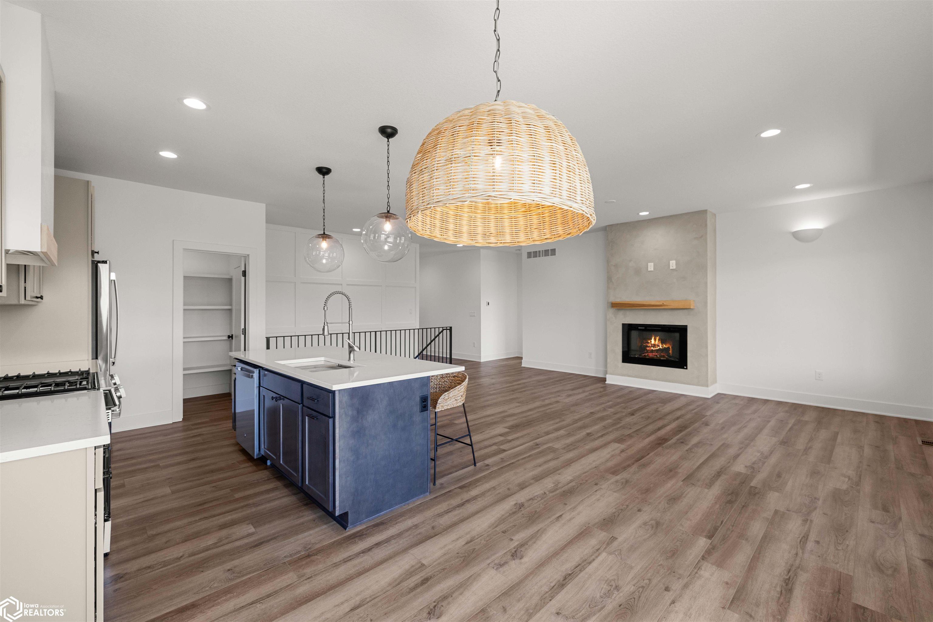 18362 Alpine Drive, Clive, Iowa image 26